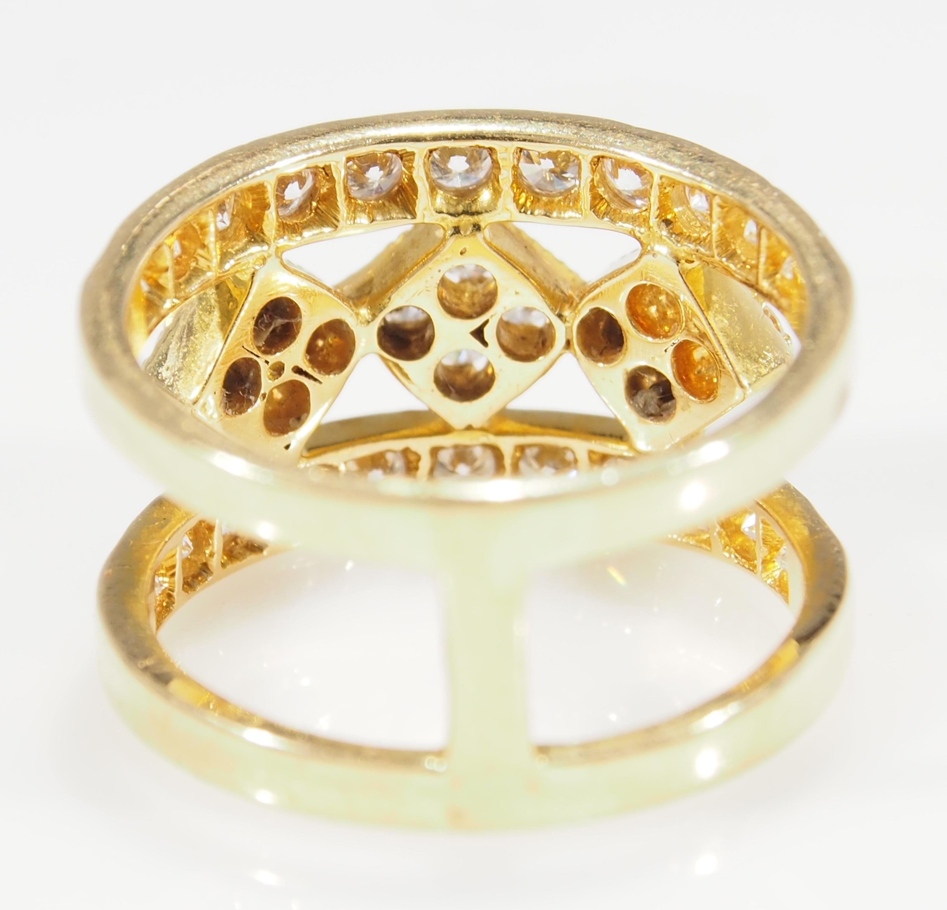 Diamond Cluster Ring Wide Yellow Gold 18 Karat In Good Condition In Boca Raton, FL
