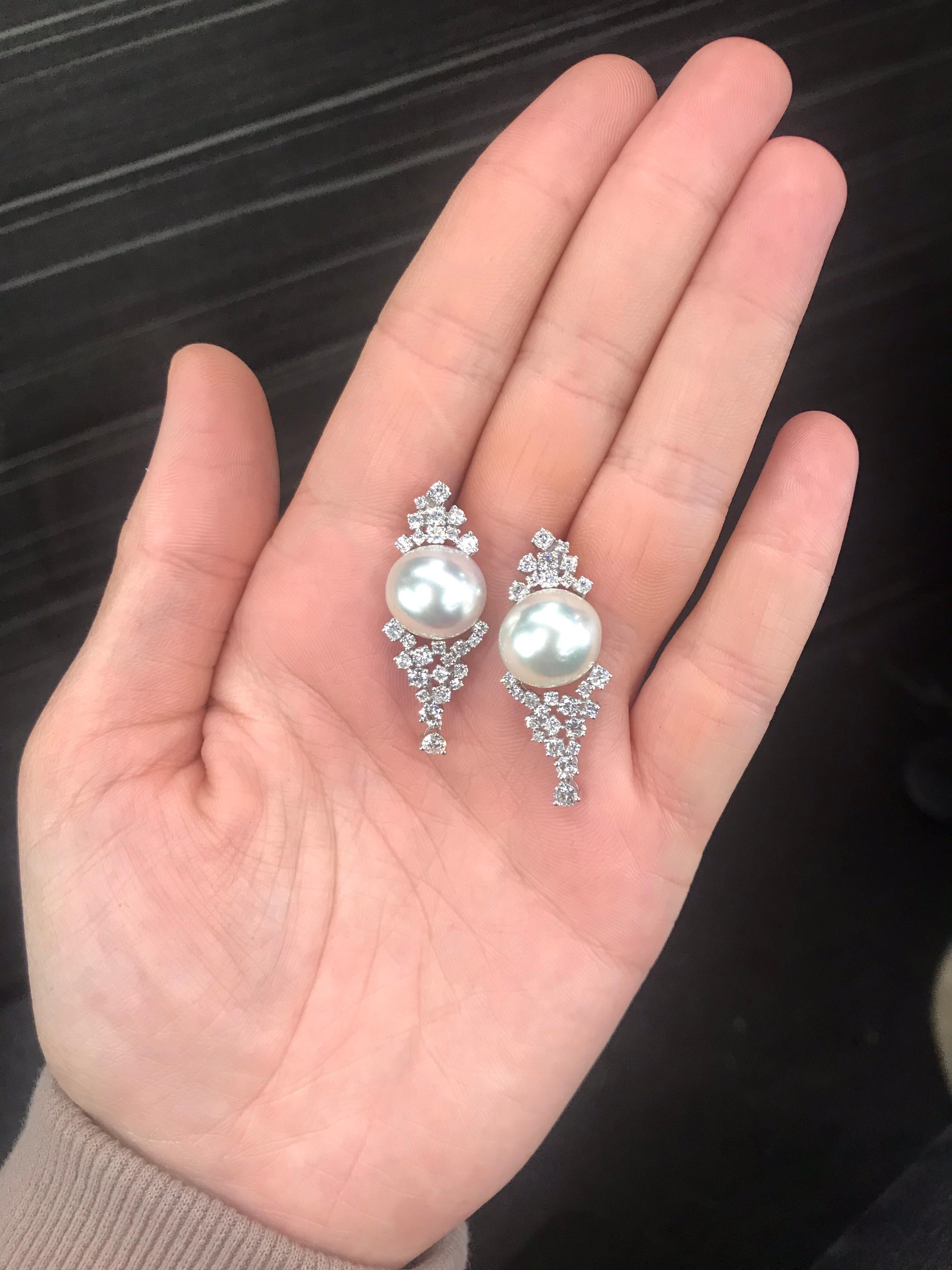 Diamond Cluster South Sea Pearl Drop Earrings 2.56 Carat 18 Karat White Gold For Sale 2
