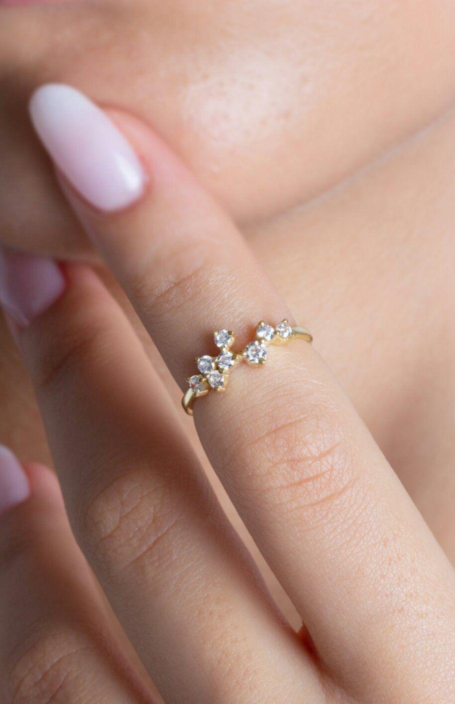 Art déco Alliance empilable en or massif 14 carats avec diamants, cadeau de Valentin en vente