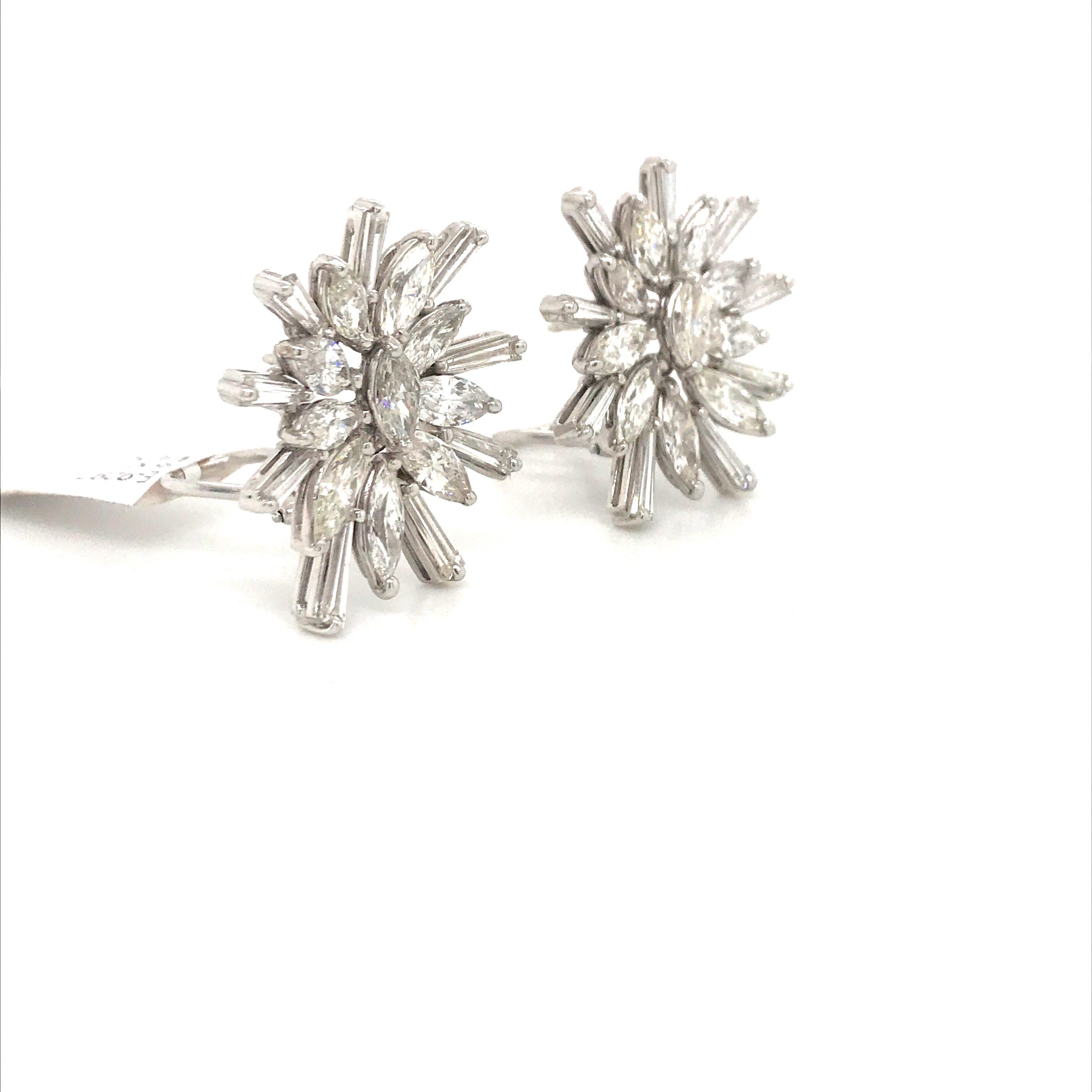 Women's Diamond Cluster Starbust Earrings 9.20 Carat 18 Karat White Gold