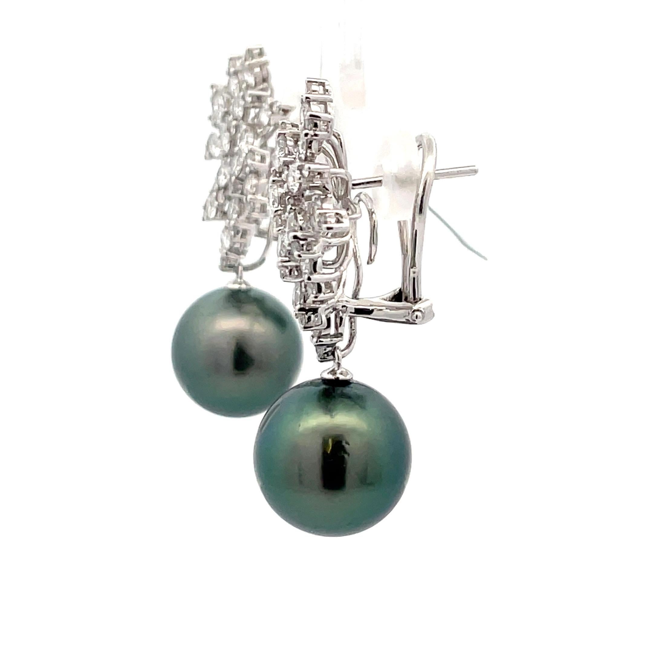 Contemporary Diamond Cluster Tahitian Pearl Drop Earrings 2.88 Carats 18 Karat 13-14 MM For Sale