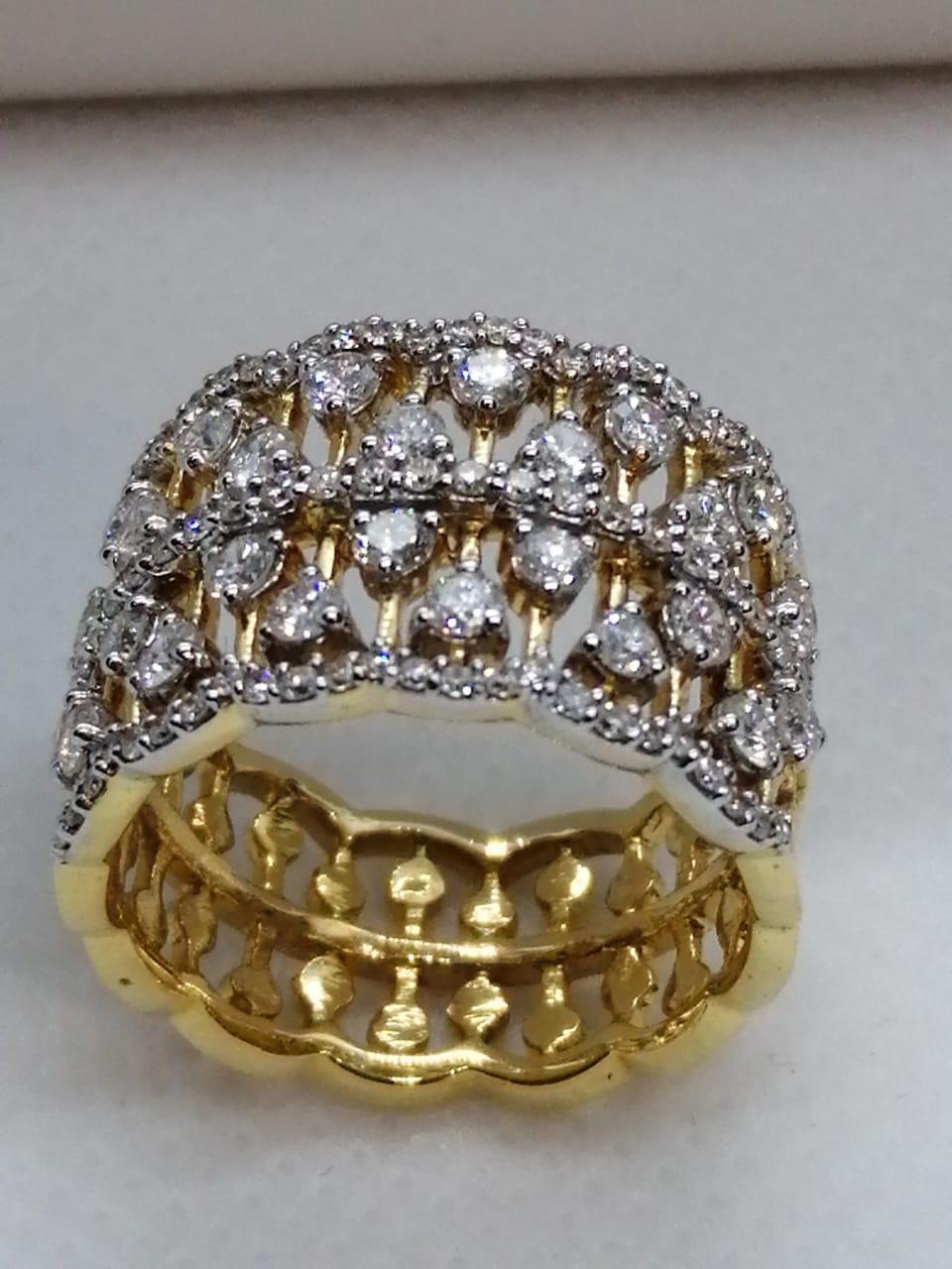 Diamond Cocktail Fashion Ring Set in 18 Karat Yellow Gold 'VS/G Diamonds' For Sale 3