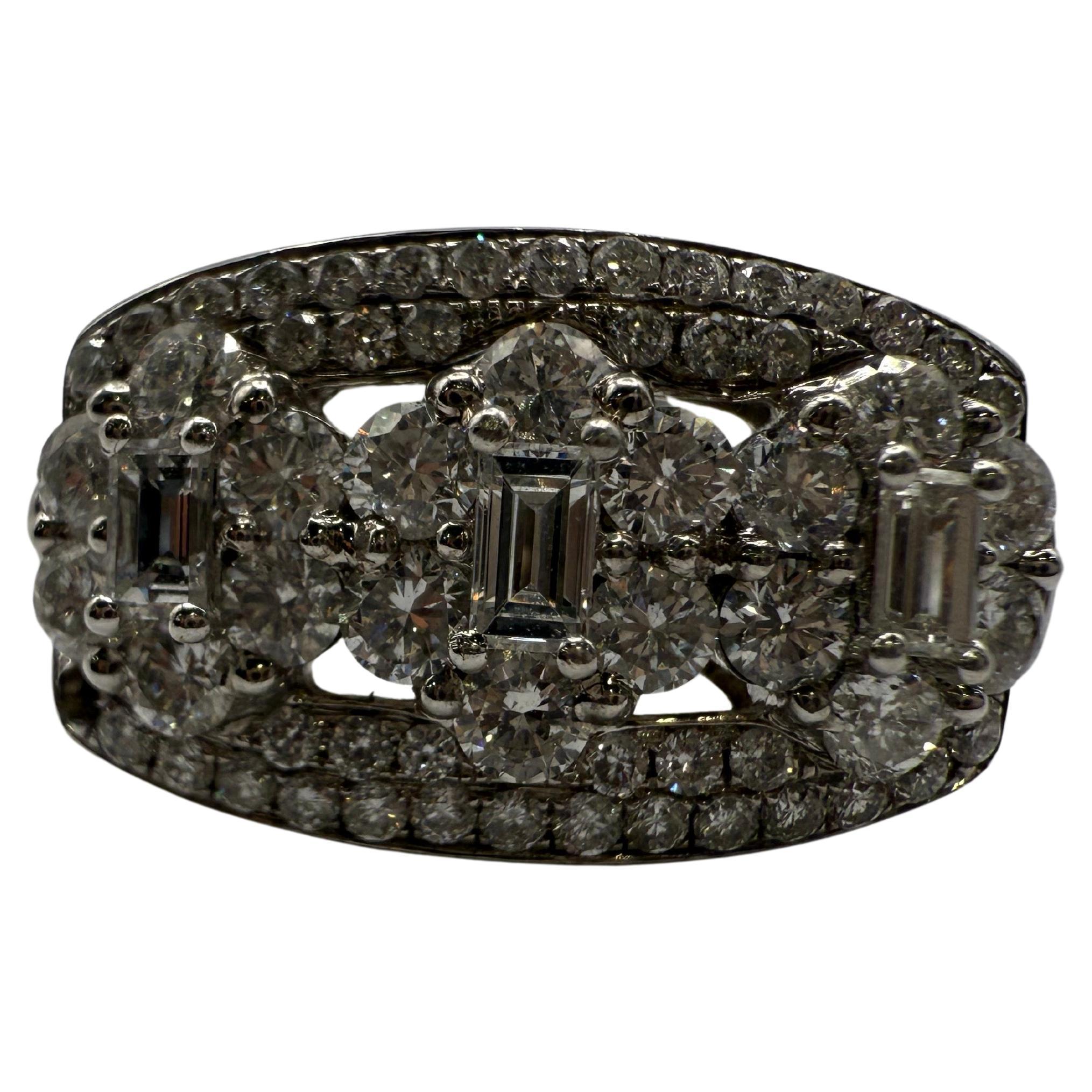 Anello cocktail con diamanti in oro 18KT 1,40ct di diamanti VS