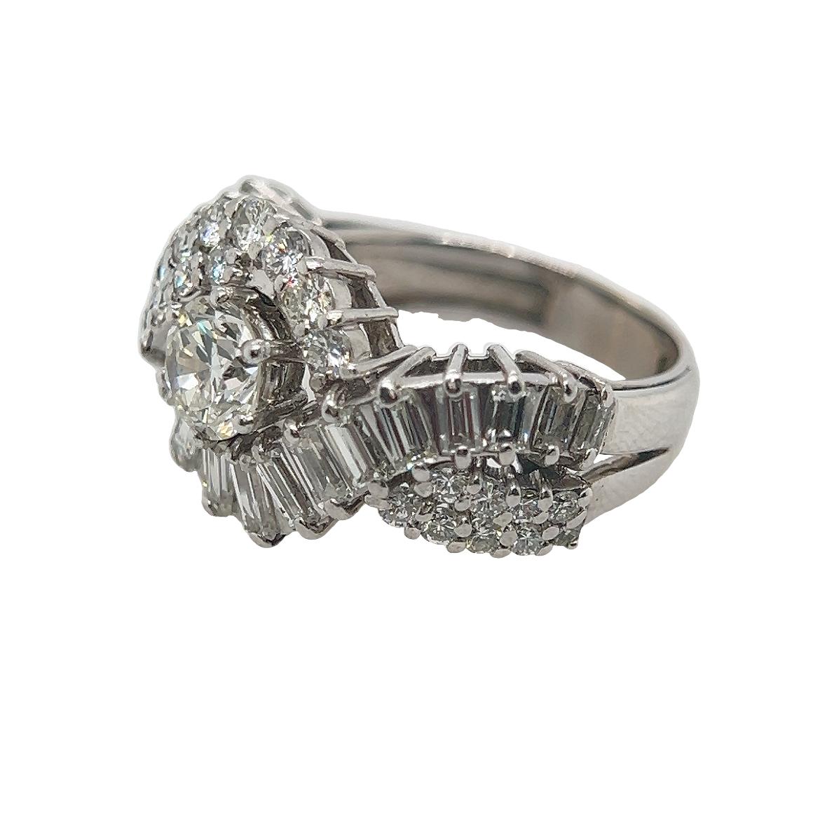 Contemporary Diamond Cocktail Ring  For Sale