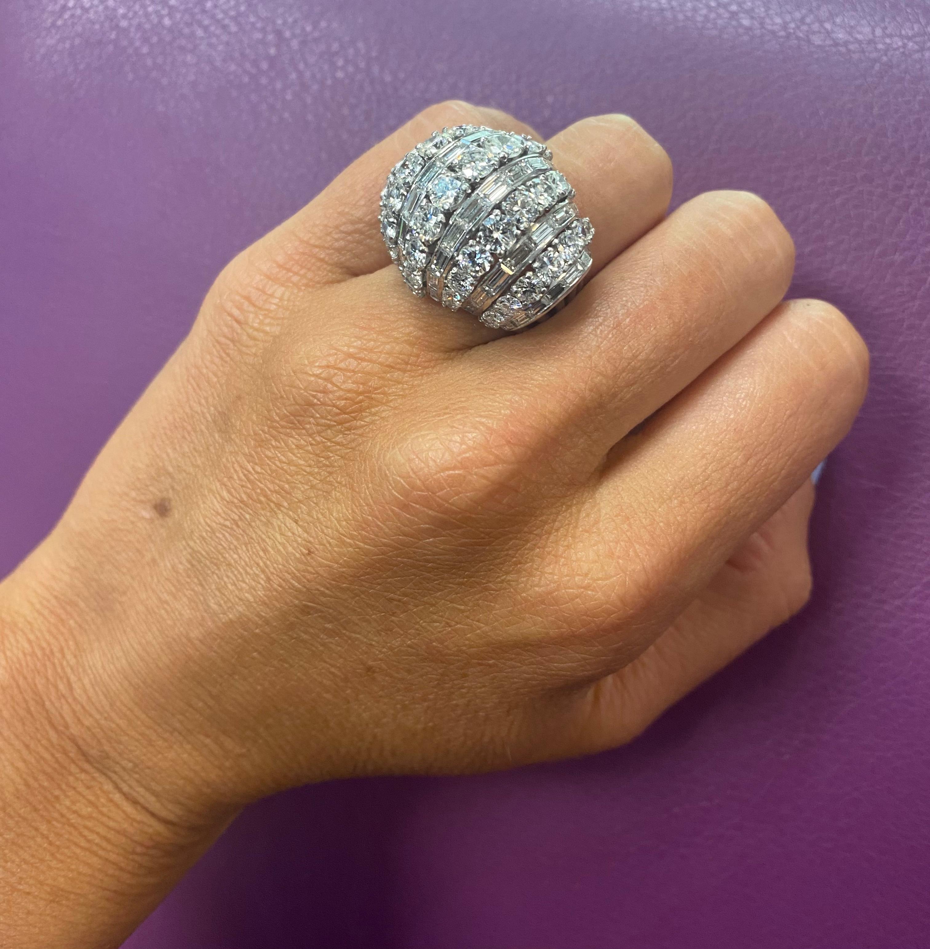 Diamond Cocktail Ring In Excellent Condition For Sale In New York, NY