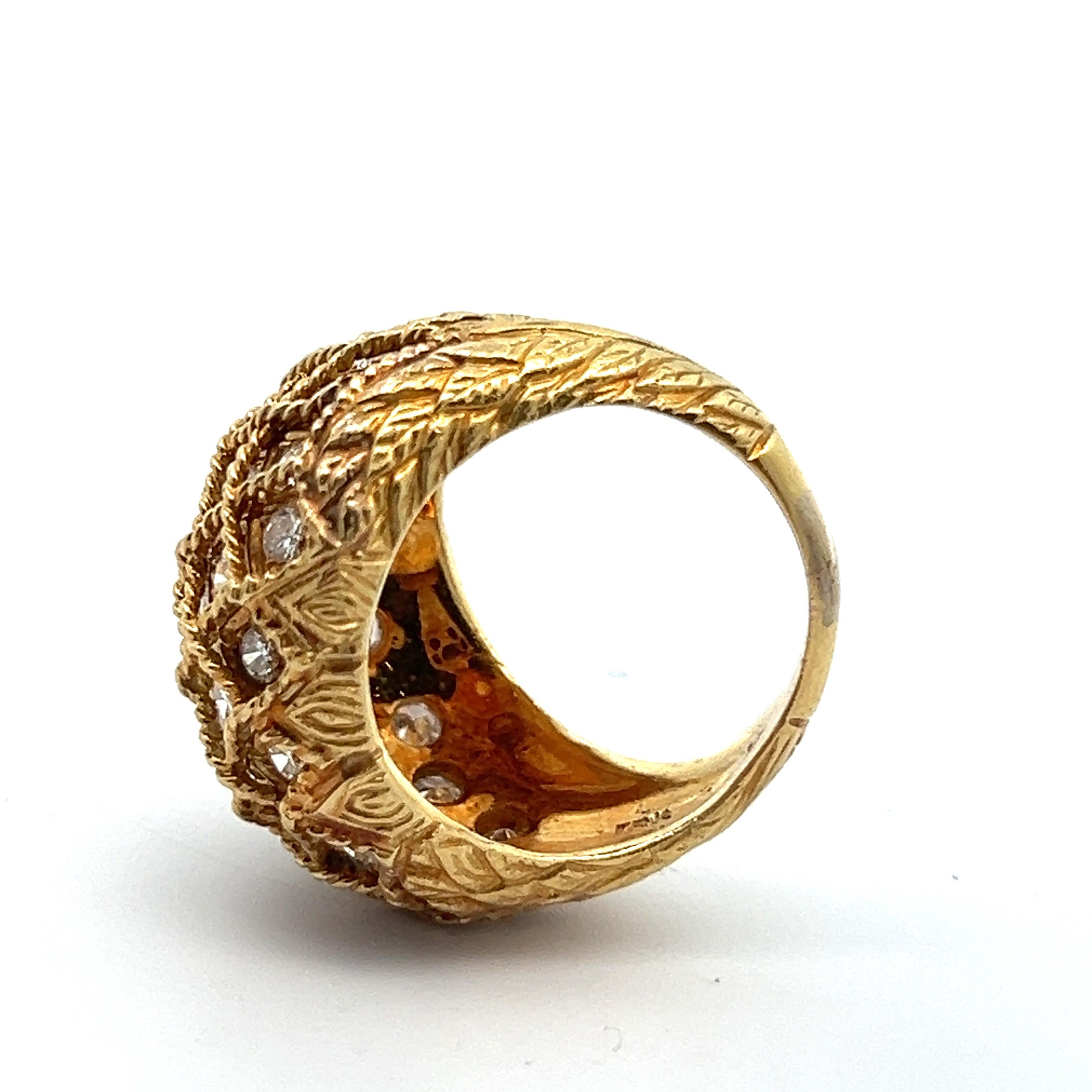 Diamond Cocktail Ring In Excellent Condition For Sale In New York, NY