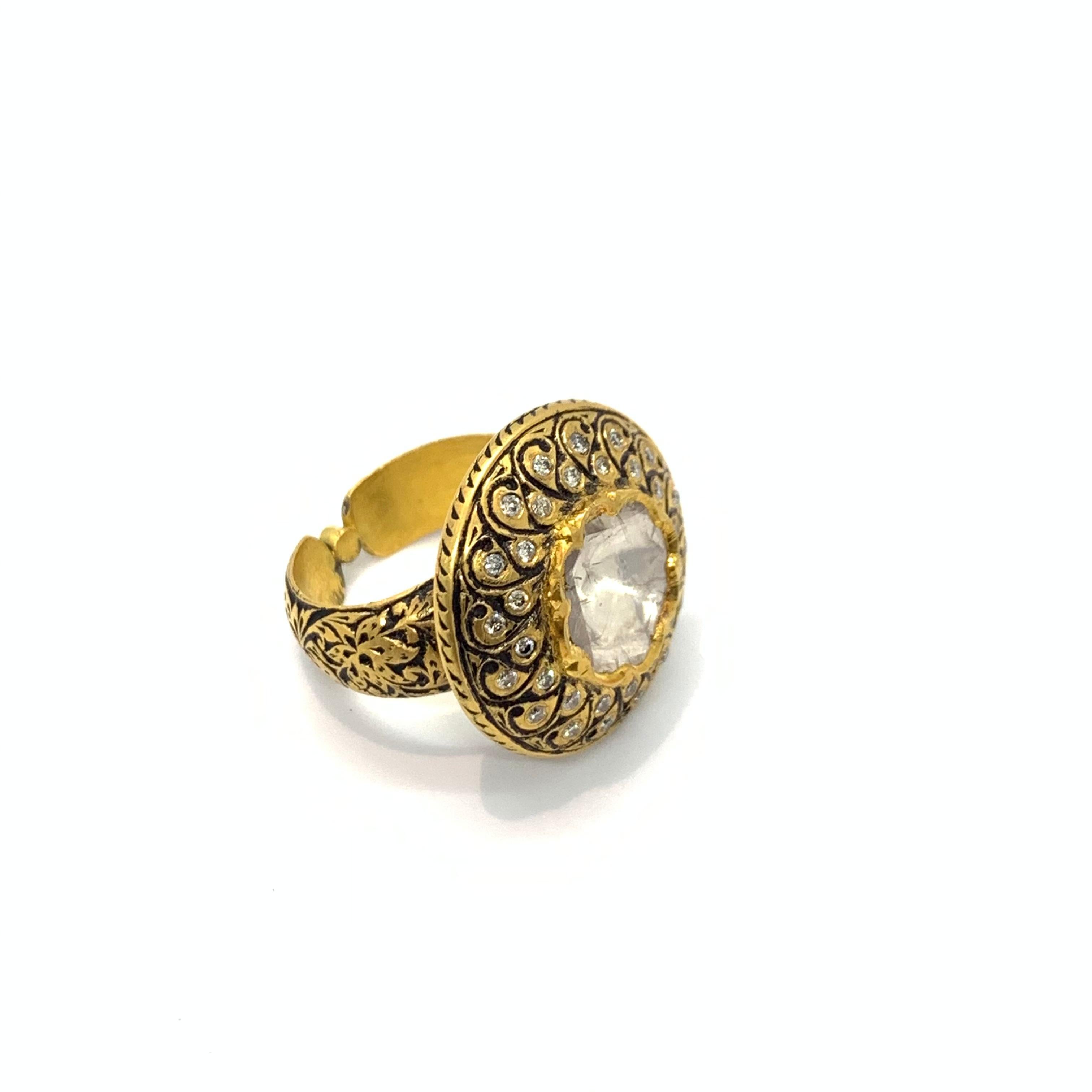 Diamond Cocktail Ring Handcrafted in 18k Yellow Gold with Enamel Work In New Condition In Jaipur, IN