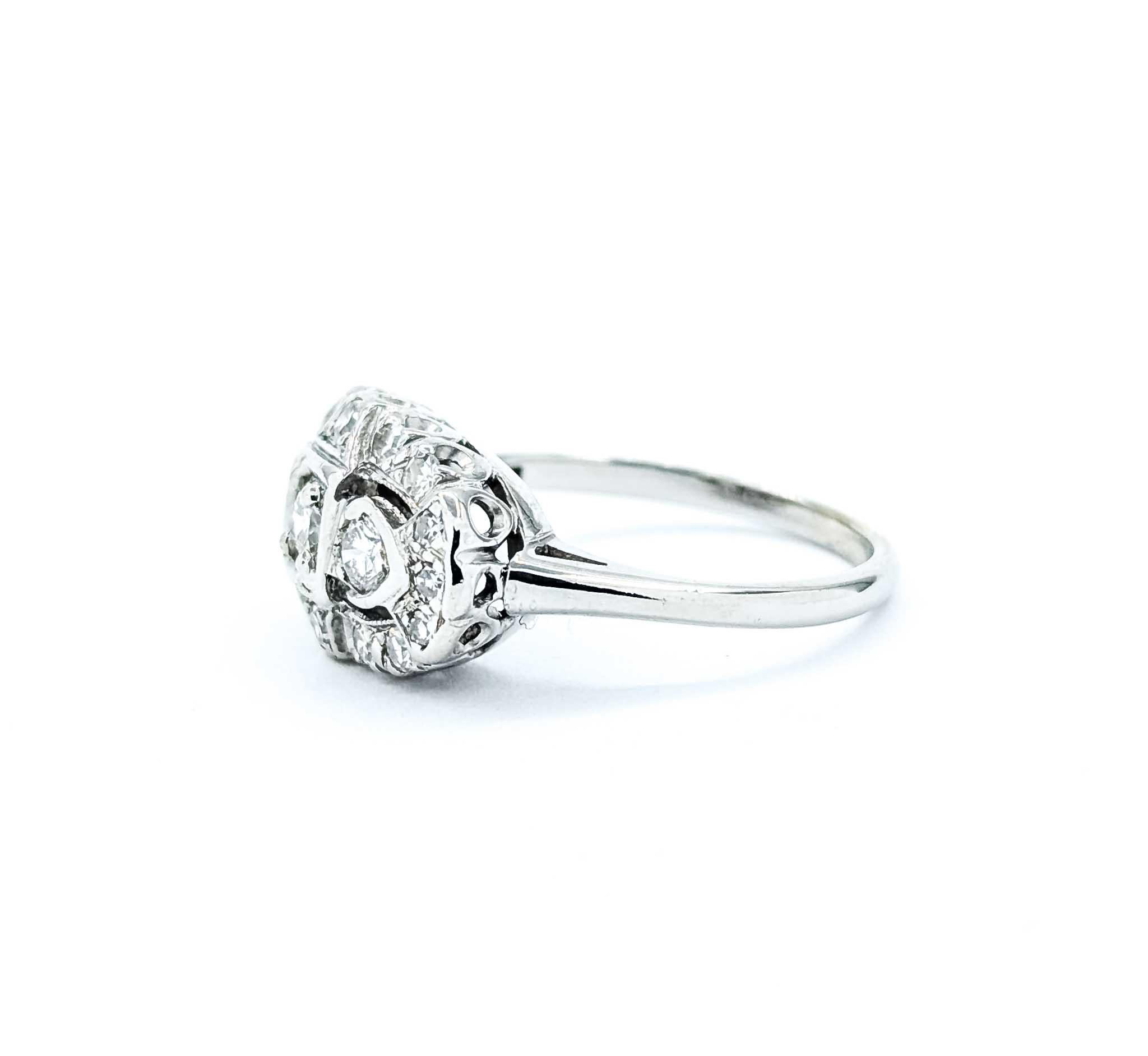 Diamant-Cocktailring aus 14k Weißgold (Art déco) im Angebot