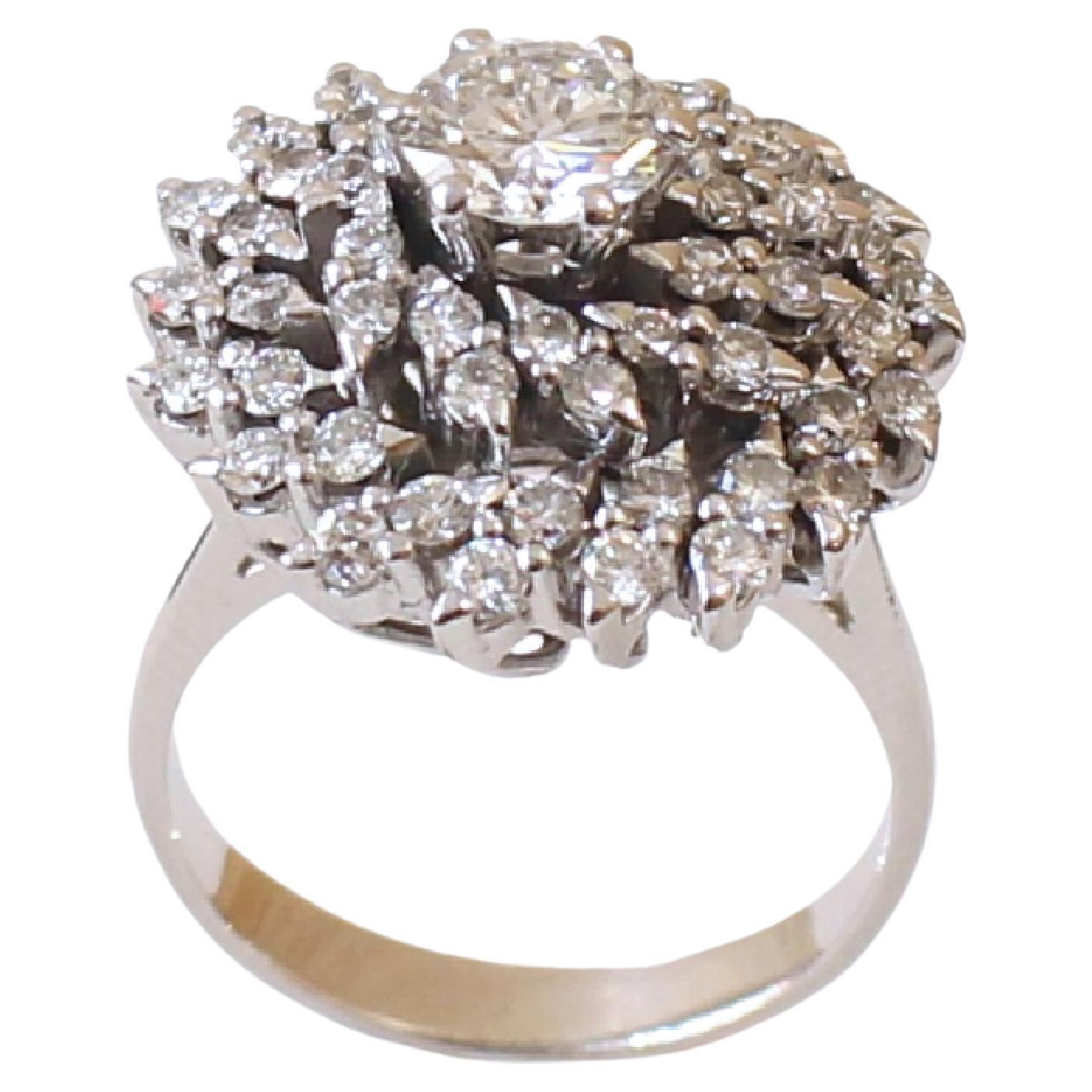 Diamond Cocktail Ring in 18K white gold - Circa 1970
