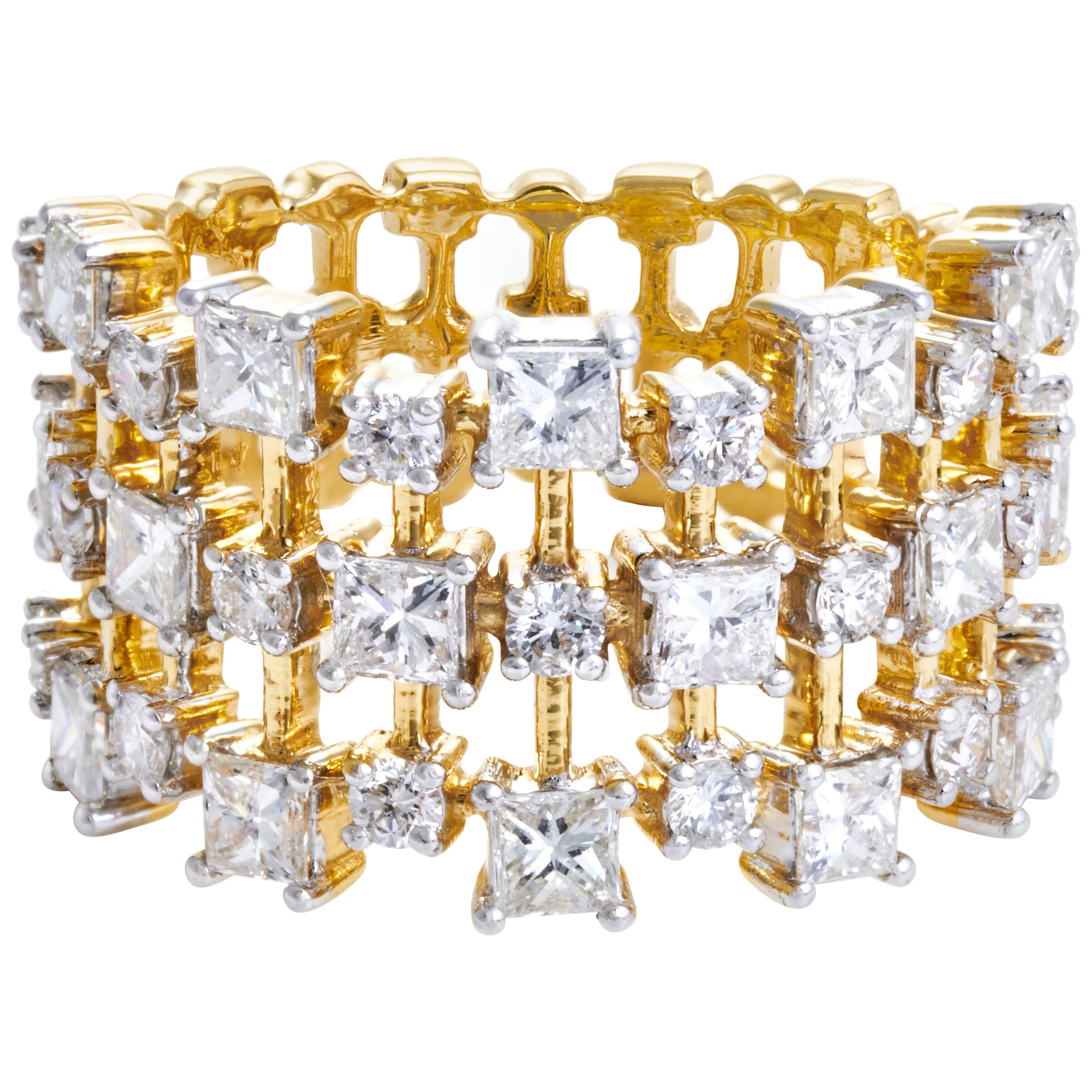 Diamond Cocktail Ring Set in 18 Karat Yellow Gold 'VS/G Quality Diamonds' For Sale