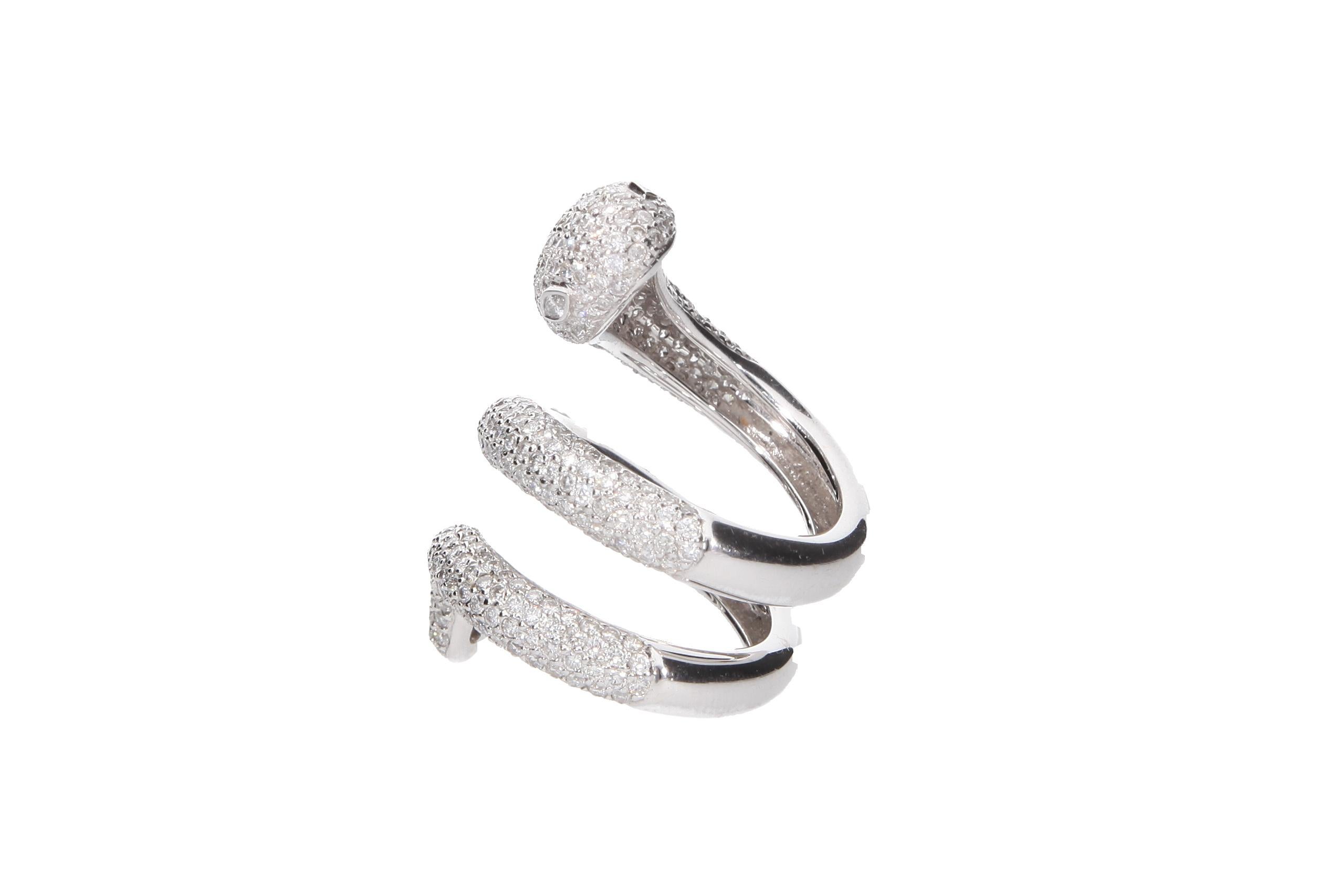 Diamonds ct 4.02. Snake Ring. 18 Kt White Gold. Made in Italy In New Condition For Sale In Rome, IT