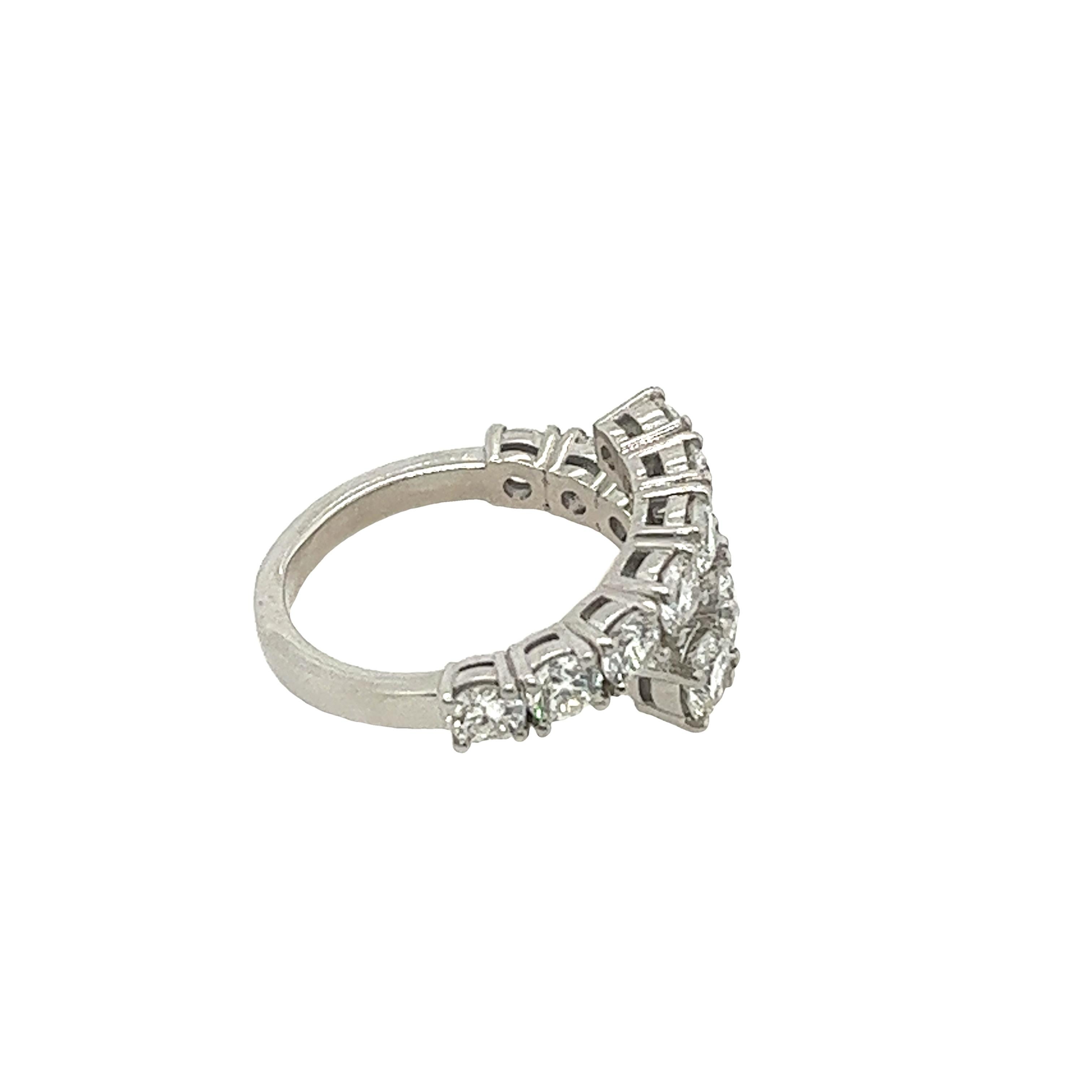 Diamond Coil Dress Ring, Set With 2.80ct G/VS1 Round Diamonds Set In Platinum In New Condition For Sale In London, GB