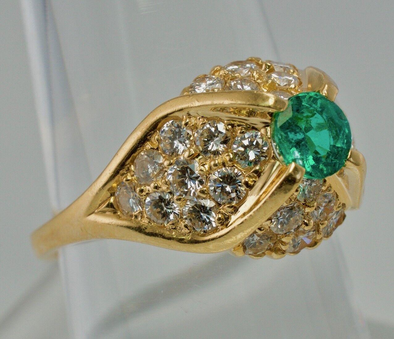 Natural Diamond Colombian Emerald Ring 14K Gold For Sale 5