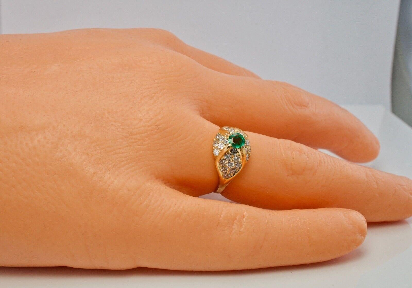 Women's Natural Diamond Colombian Emerald Ring 14K Gold For Sale