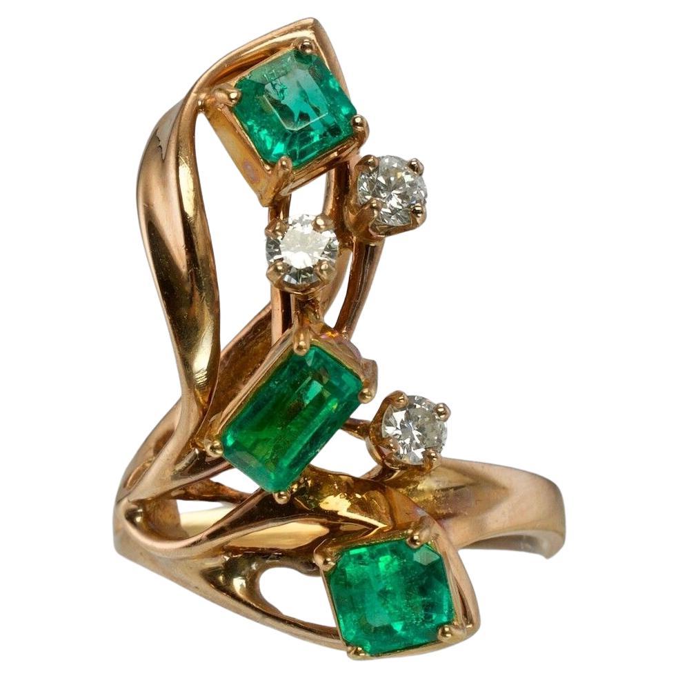 Diamond Colombian Emerald Ring 14K Rose Gold Vintage For Sale