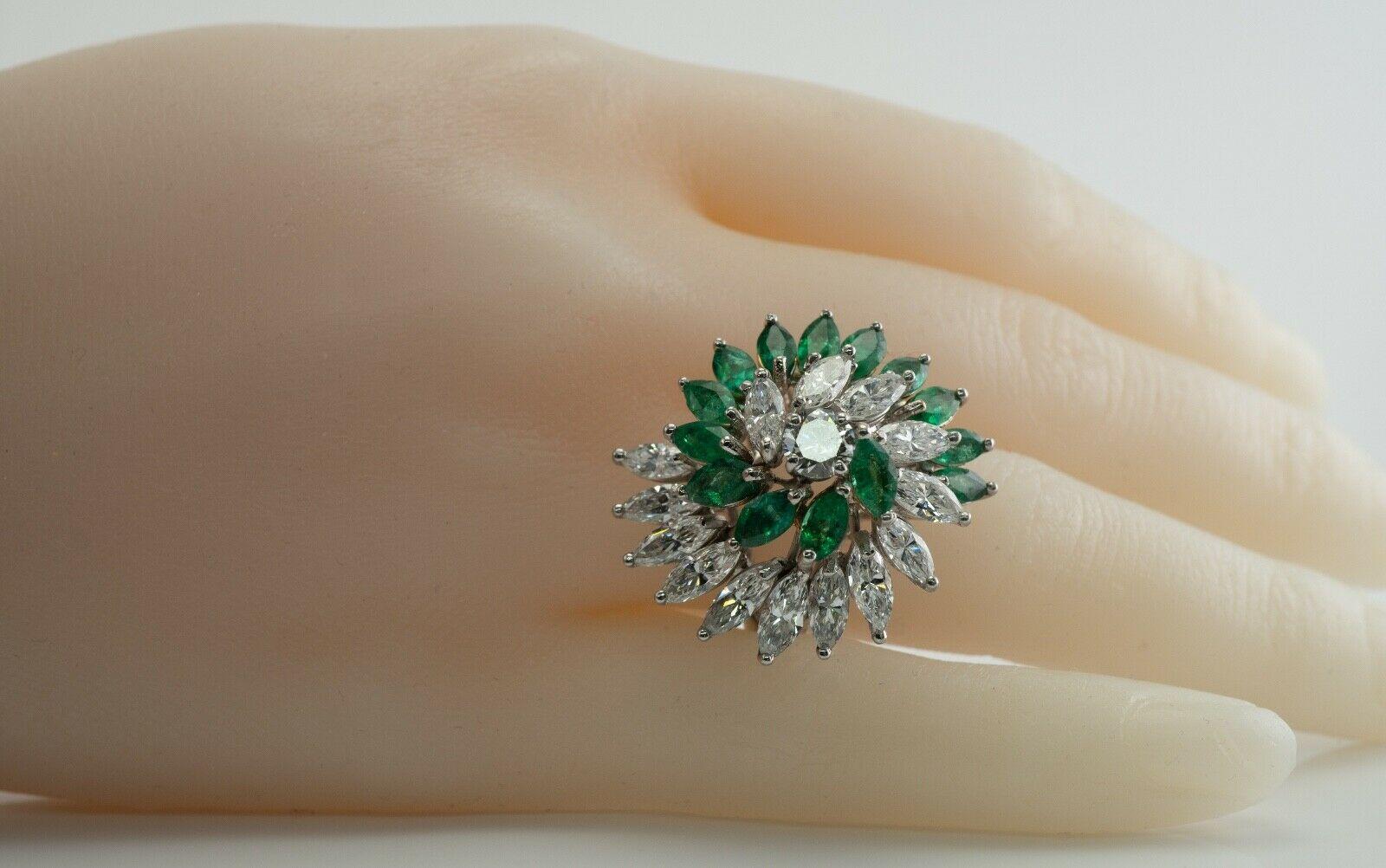 Diamond Colombian Emerald Ring 18K White Gold Flower Cocktail For Sale 2