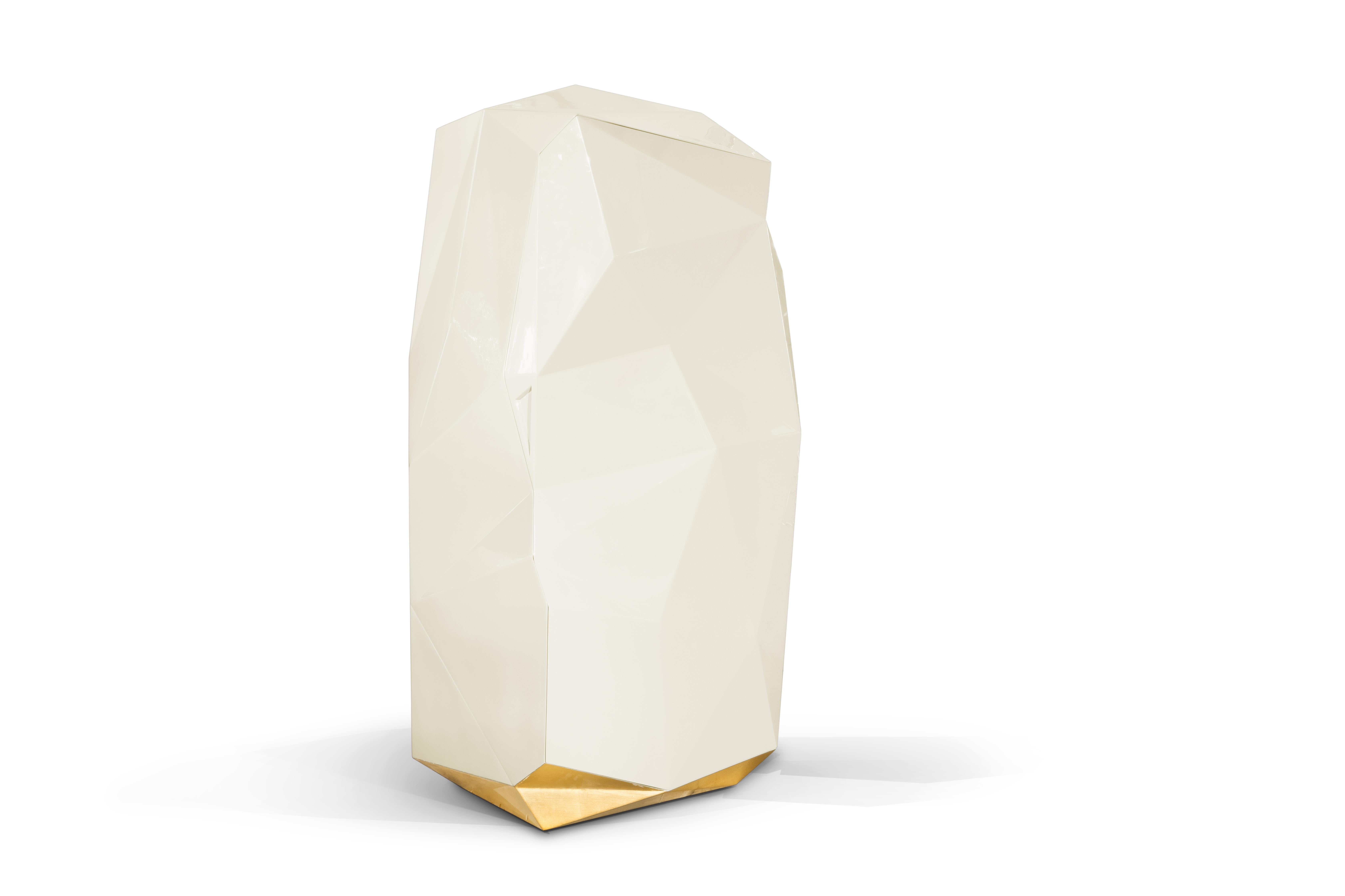 Hand-Carved Diamond Cream Luxury Safe - Hand-Crafted Wood & Polished Brass - Boca do Lobo For Sale