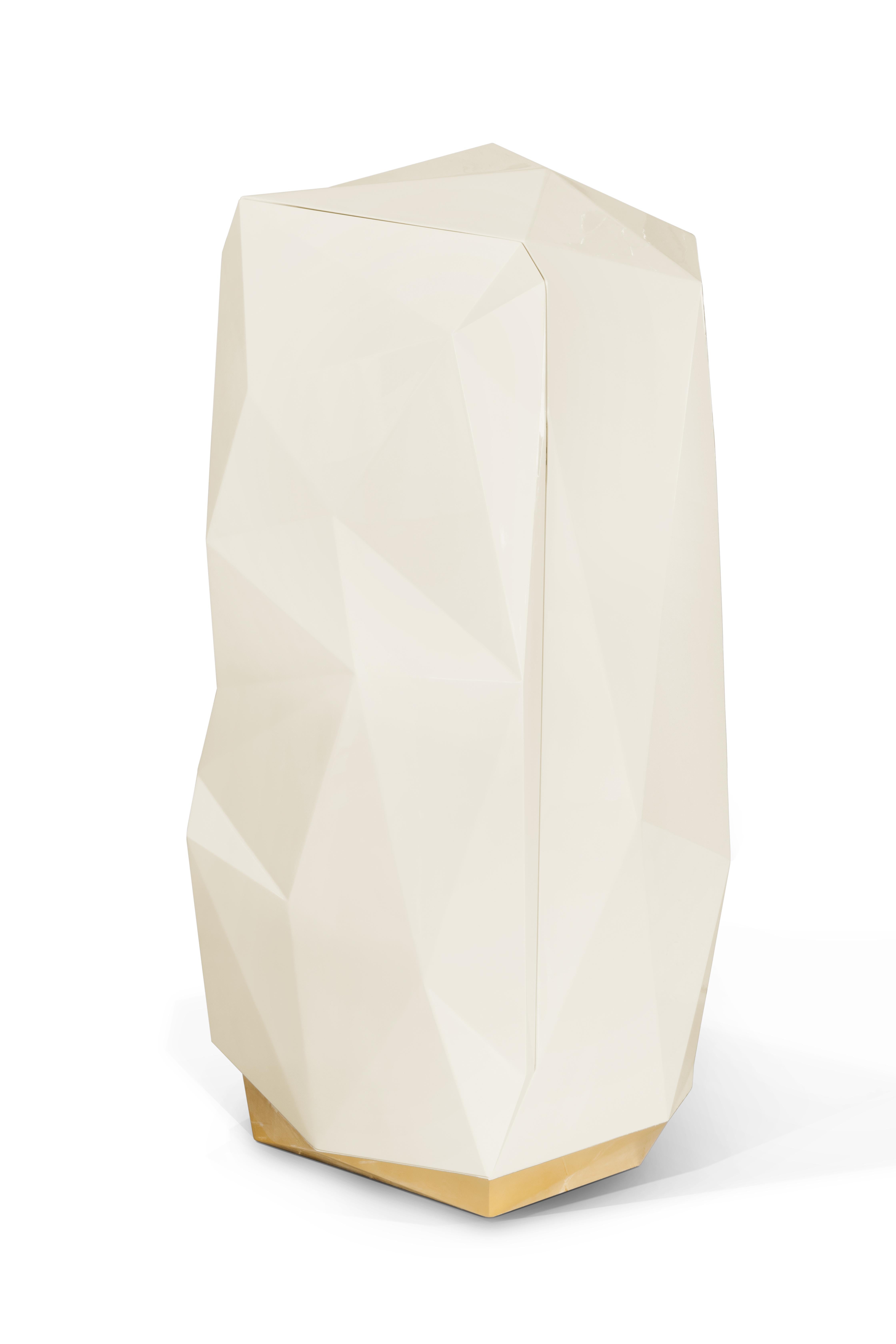 Contemporary Diamond Cream Luxury Safe - Hand-Crafted Wood & Polished Brass - Boca do Lobo For Sale
