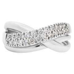 Bague croisée de diamants en or blanc 14 carats