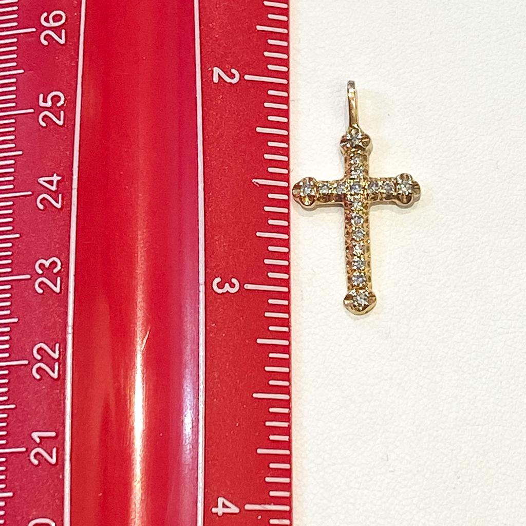 Diamond Cross 14K Yellow Gold Pendant 1 Inch Long, 0.10 Carats, Religious Christ In Excellent Condition For Sale In Austin, TX