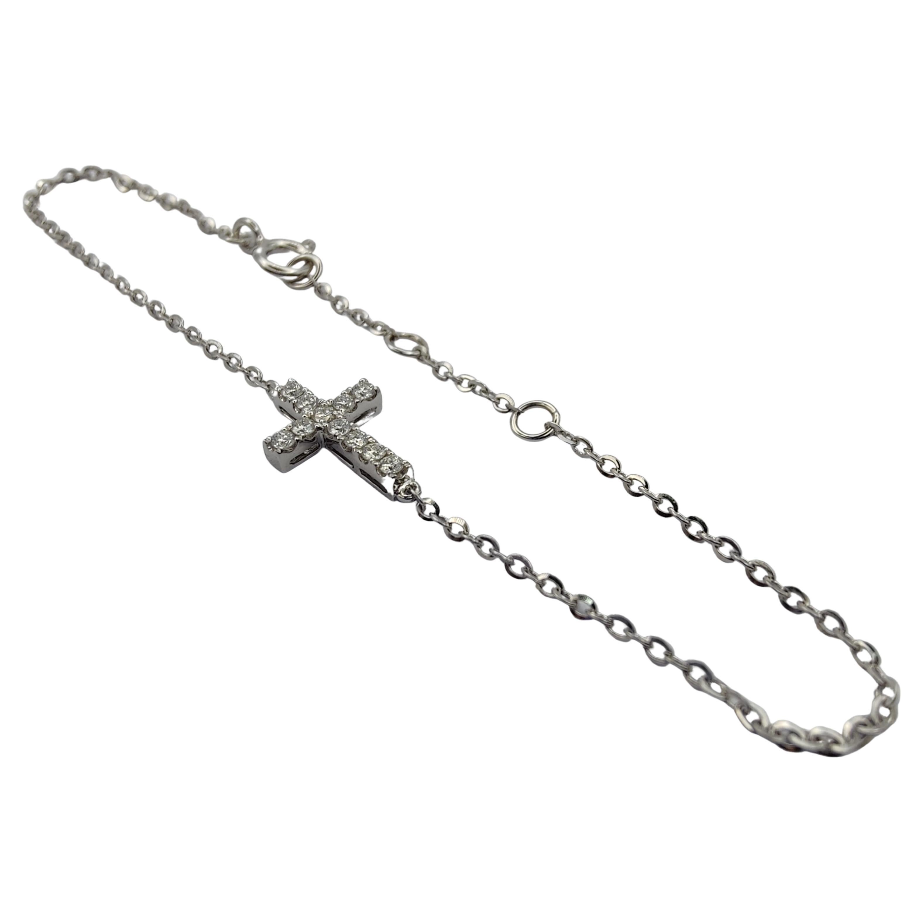 Pulsera Cruz de Diamantes en Oro Blanco de 18 K