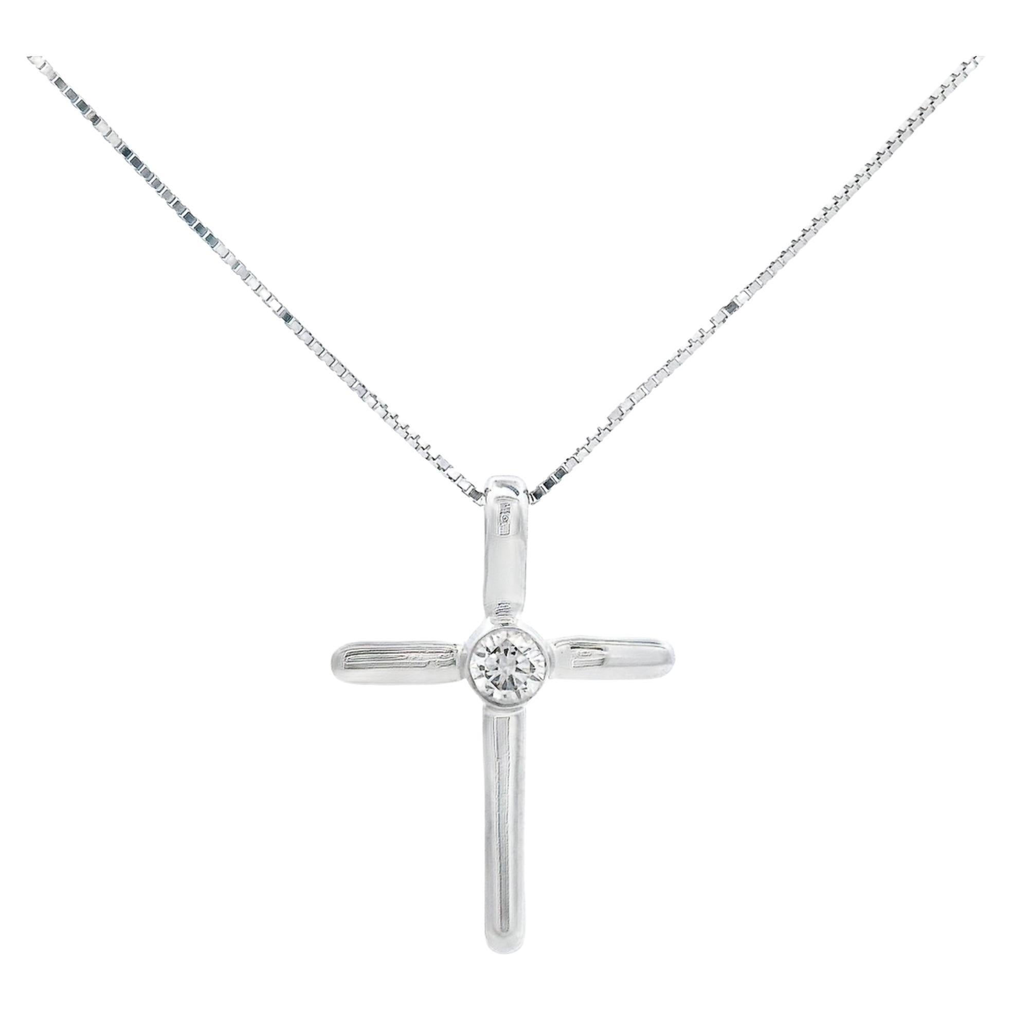 Diamond Cross Necklace 0.10 Carats in 14K White Gold