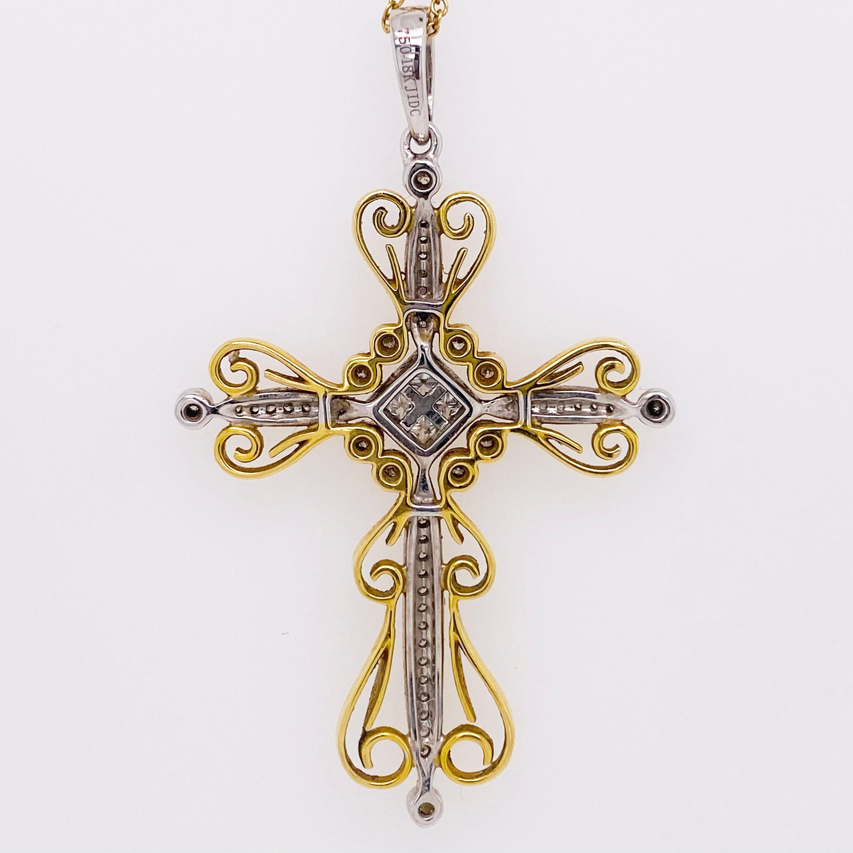 Taille princesse Collier croix en diamants, chaîne pendentif croix en or jaune et blanc 14 carats avec diamants en vente