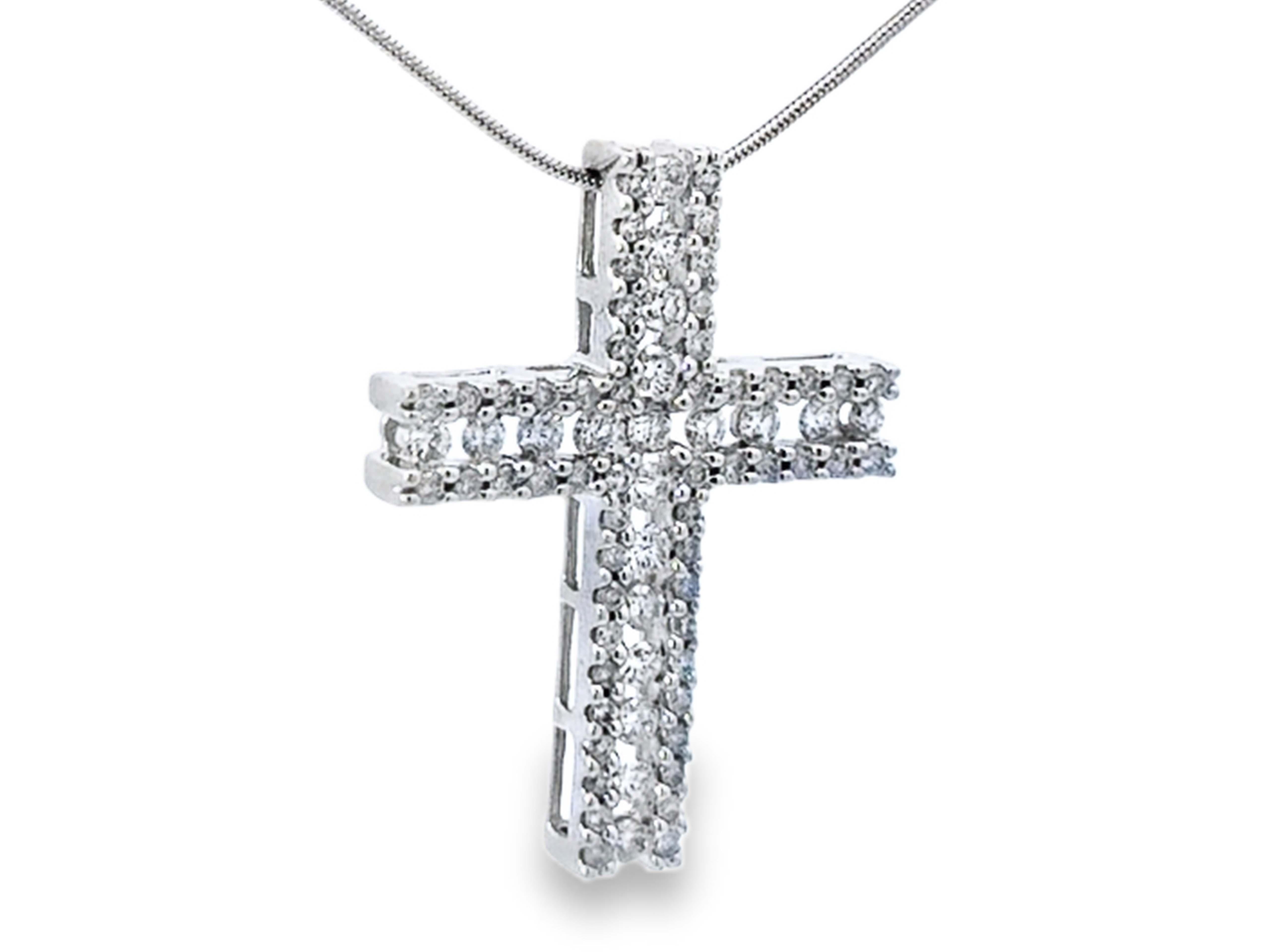 Moderno Collana con croce di diamanti in oro bianco 18k in vendita