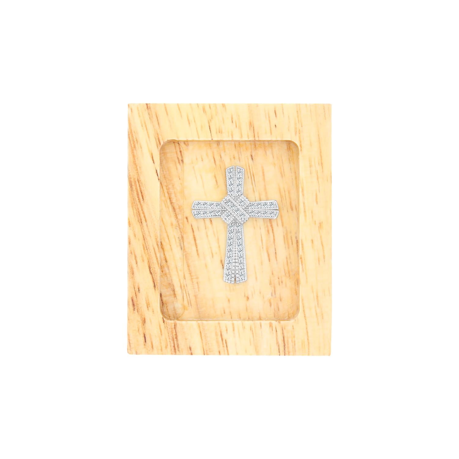 Diamant-Kreuz-Halskette .68cttw 14k Weißgold im Zustand „Neu“ im Angebot in Sugar Land, TX