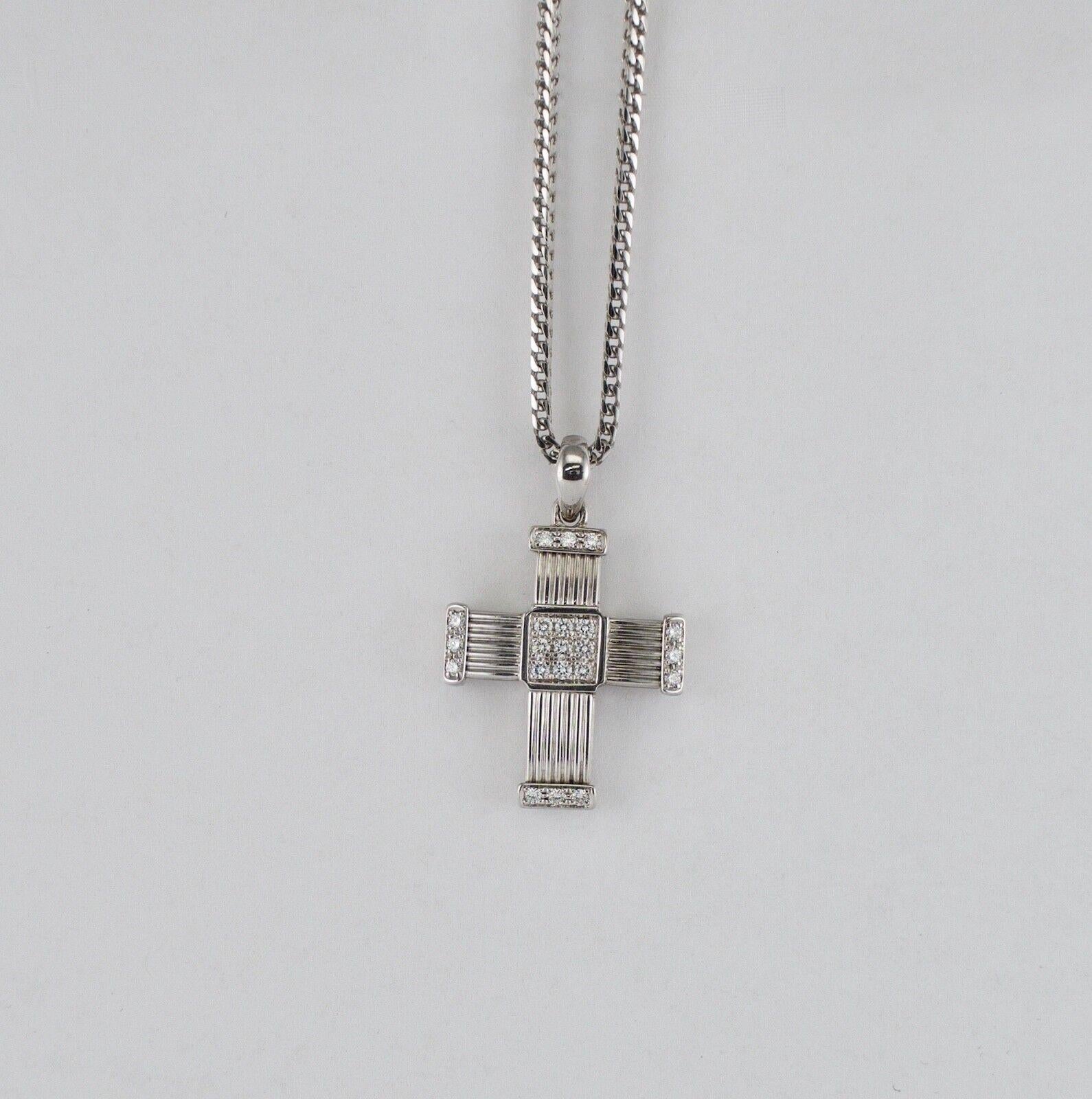 Collier Croix en diamant Pendentif Croix en or 18K par Di Modolo en vente 6