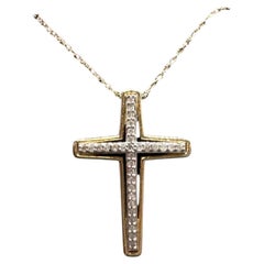 Collana con croce di diamanti in oro giallo 10kt - 0,12ctw, 18in, New