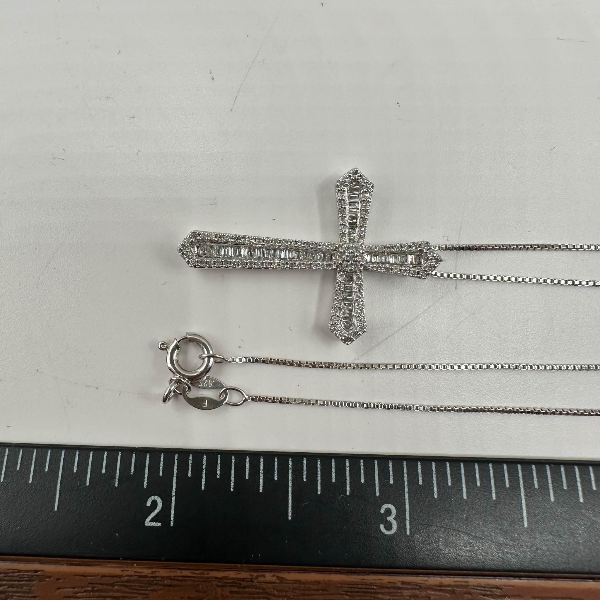 Women's Diamond Cross Necklace in Sterling Silver - 0.60ctw HI SI Diamonds, 18
