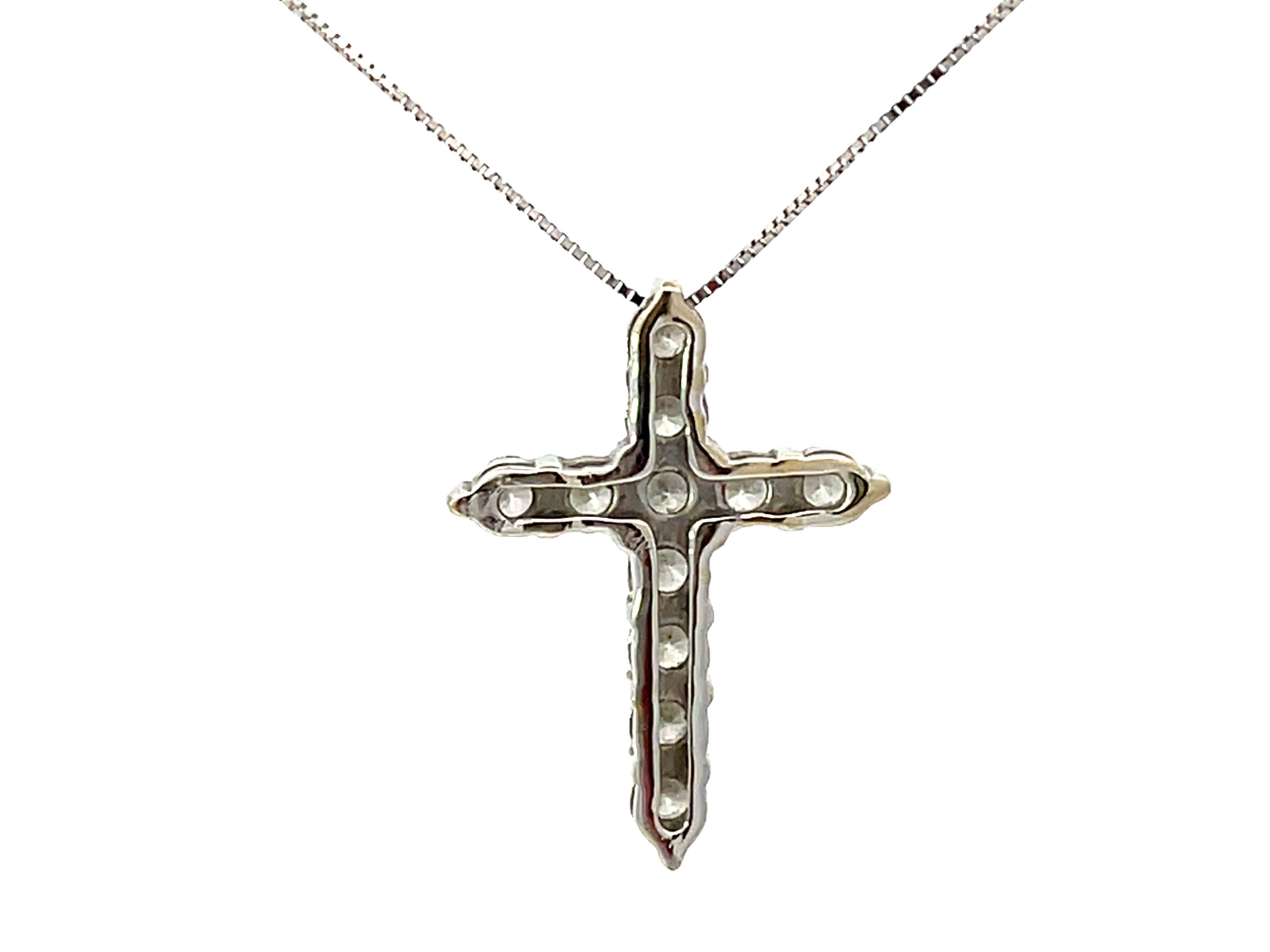 Diamond Cross Necklace Solid 14k White Gold For Sale 1