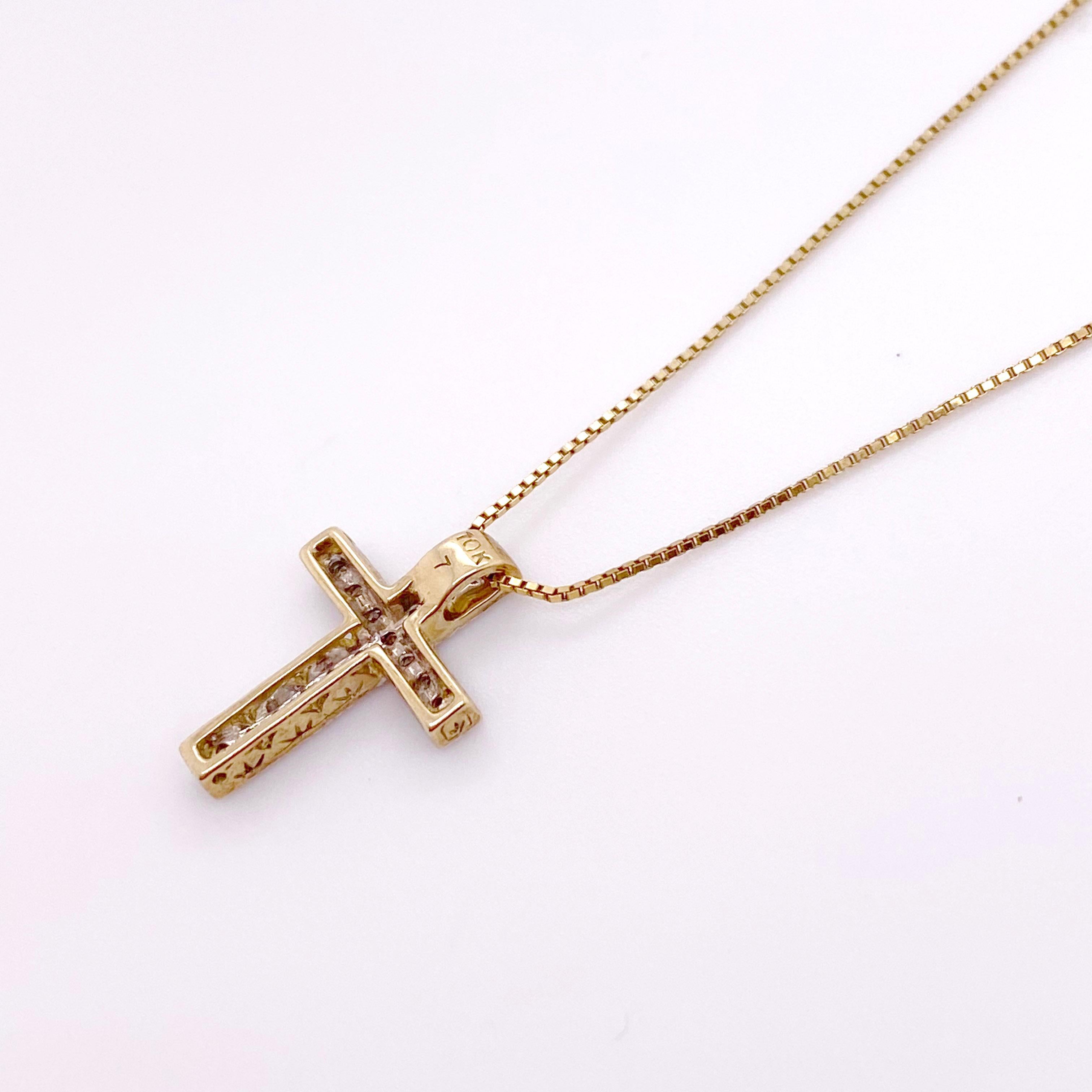 simple cross pendant