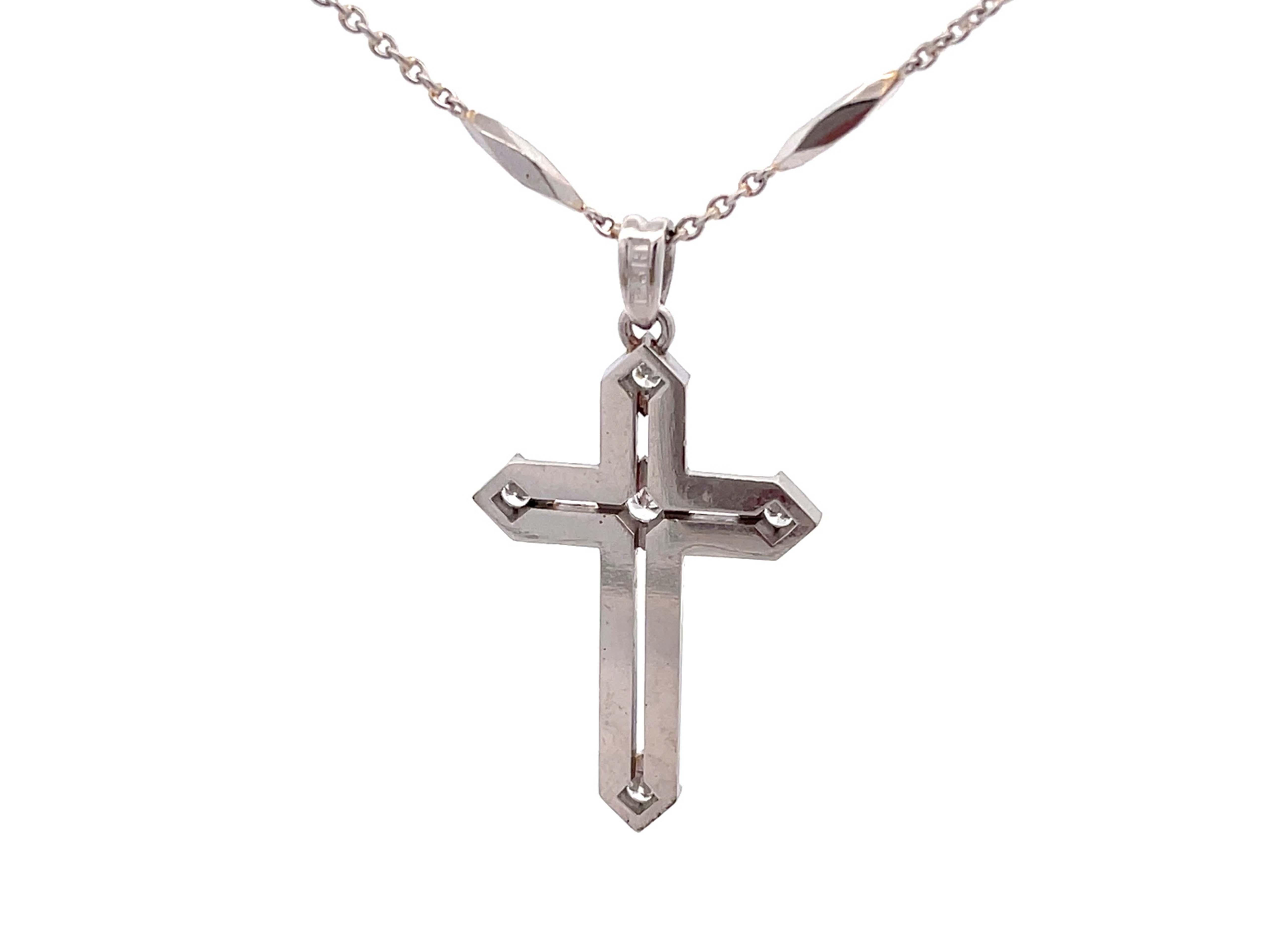 Women's Diamond Cross Pendant and Rolo Link Chain with Diamond Cut Bars For Sale