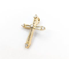 Diamond Cross Pendant in 14k Yellow Gold