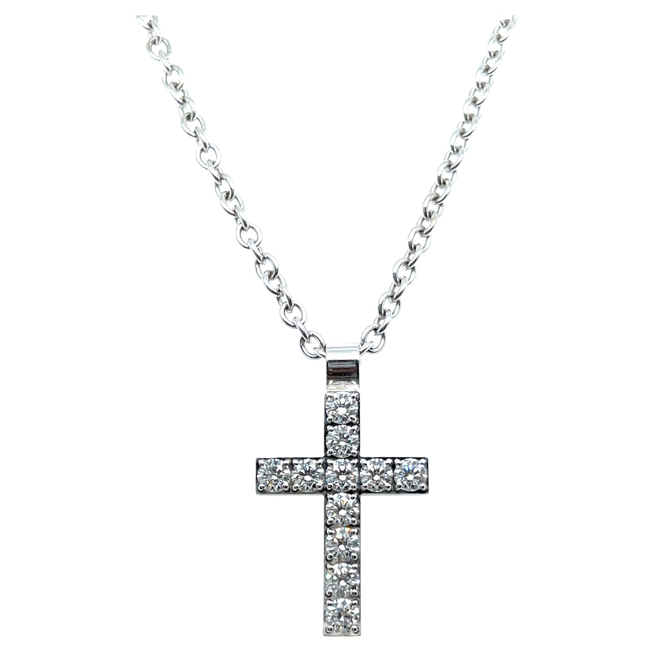 Diamant-Kreuz-Anhänger aus 18 Karat Weißgold im Angebot