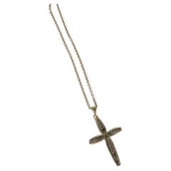 Diamant-Kreuz-Anhänger-Halskette 10KT Gelbgold minimalistisches Kreuz-Kanal-Set