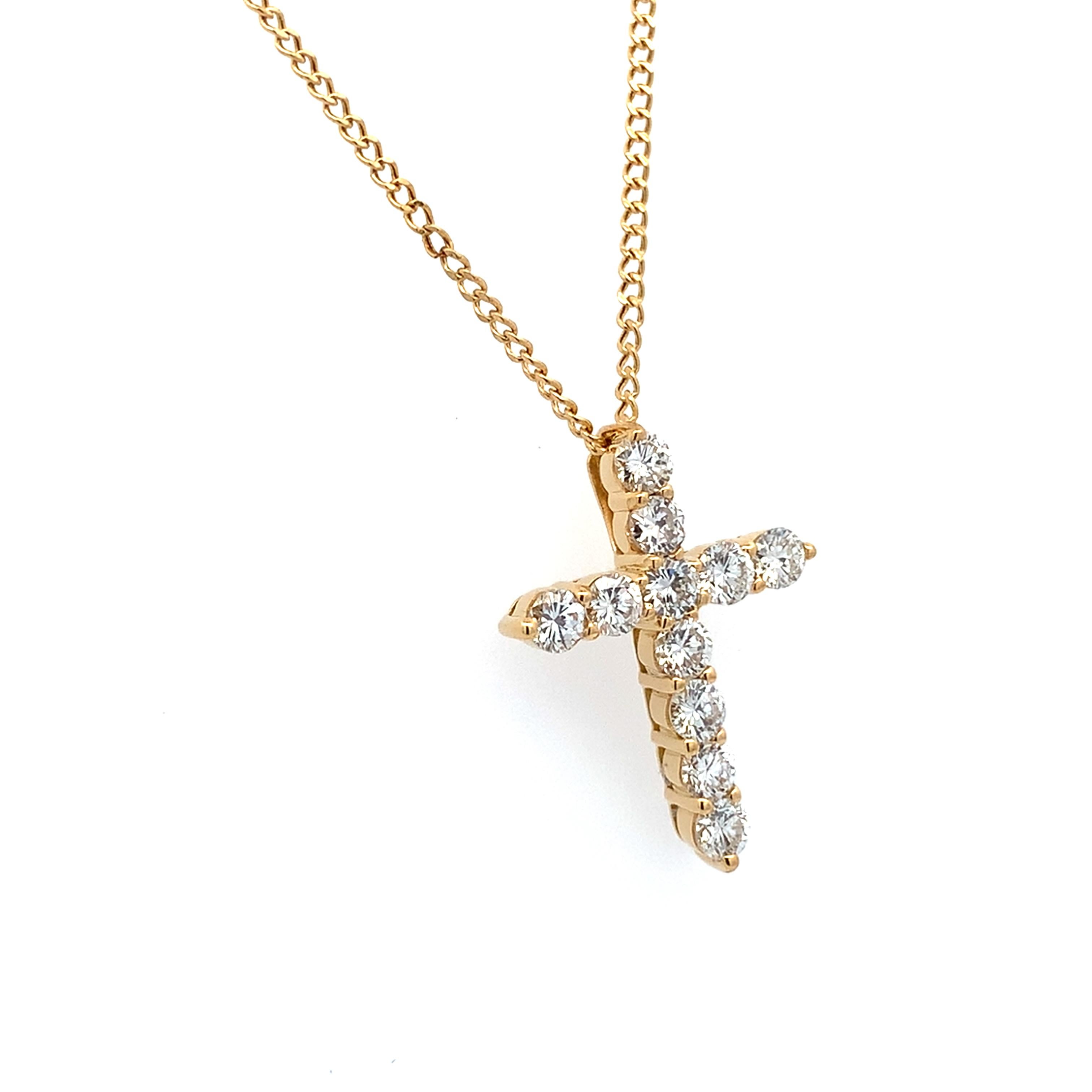 Taille ronde Collier pendentif croix en or jaune 18 carats et diamants en vente