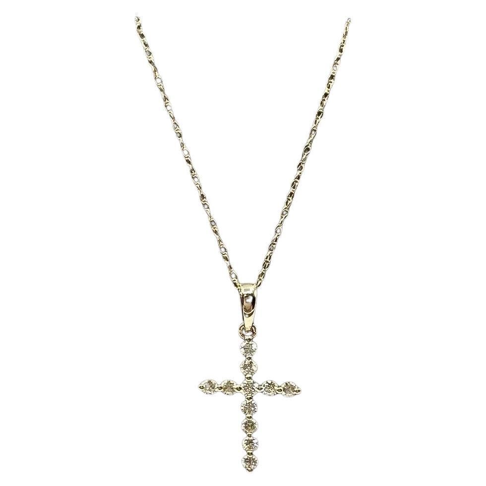Diamond Cross Pendant Necklace in 10kt Yellow Gold – 0.25ctw, 18in, New