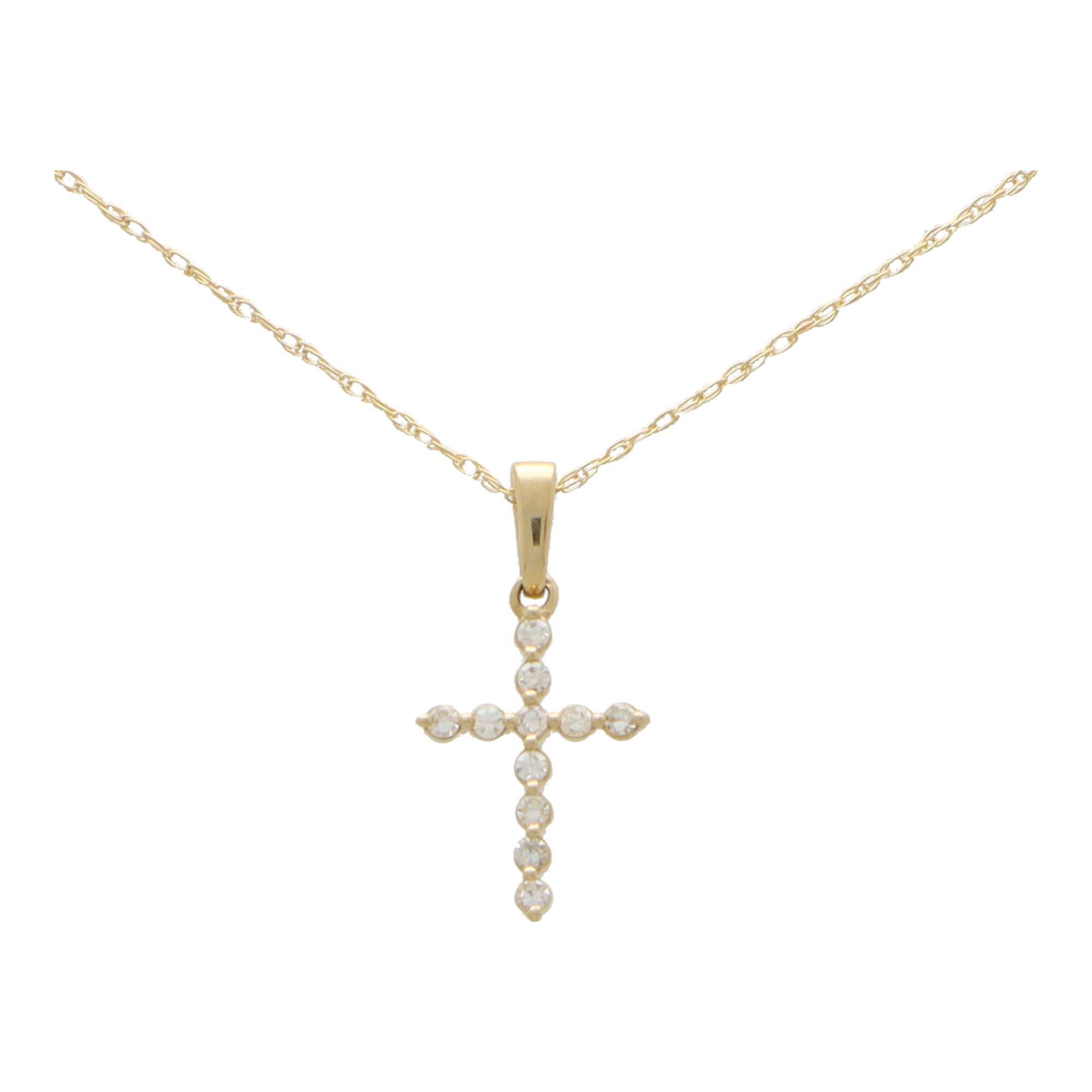 Modern  Diamond Cross Pendant Set in 14k Yellow Gold For Sale