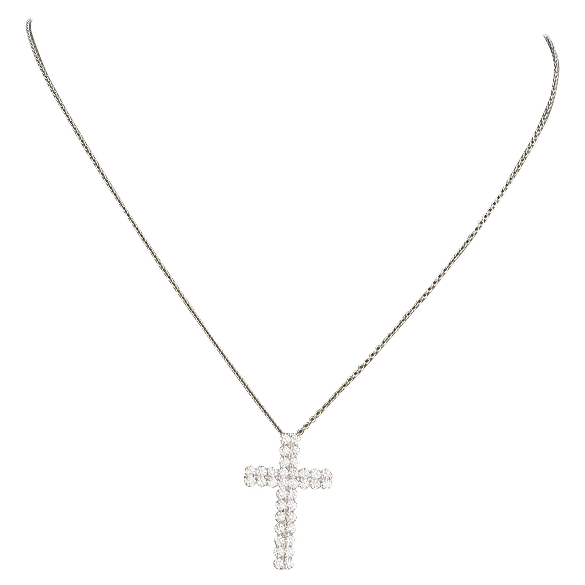 Diamond Cross Pendent Necklace in White Gold For Sale