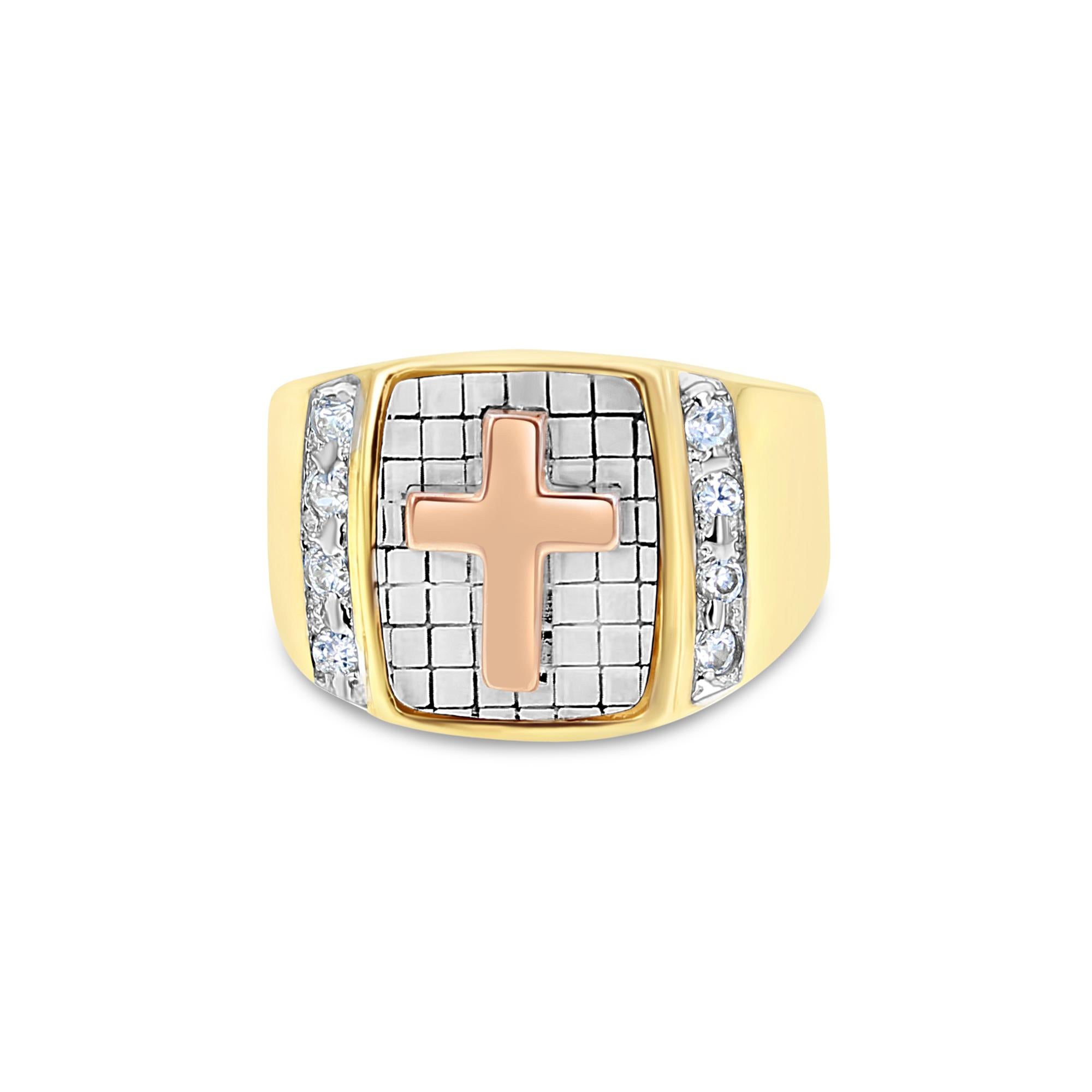 Taglio rotondo Anello con croce di diamanti da 0,40cttw in oro giallo 14k in vendita