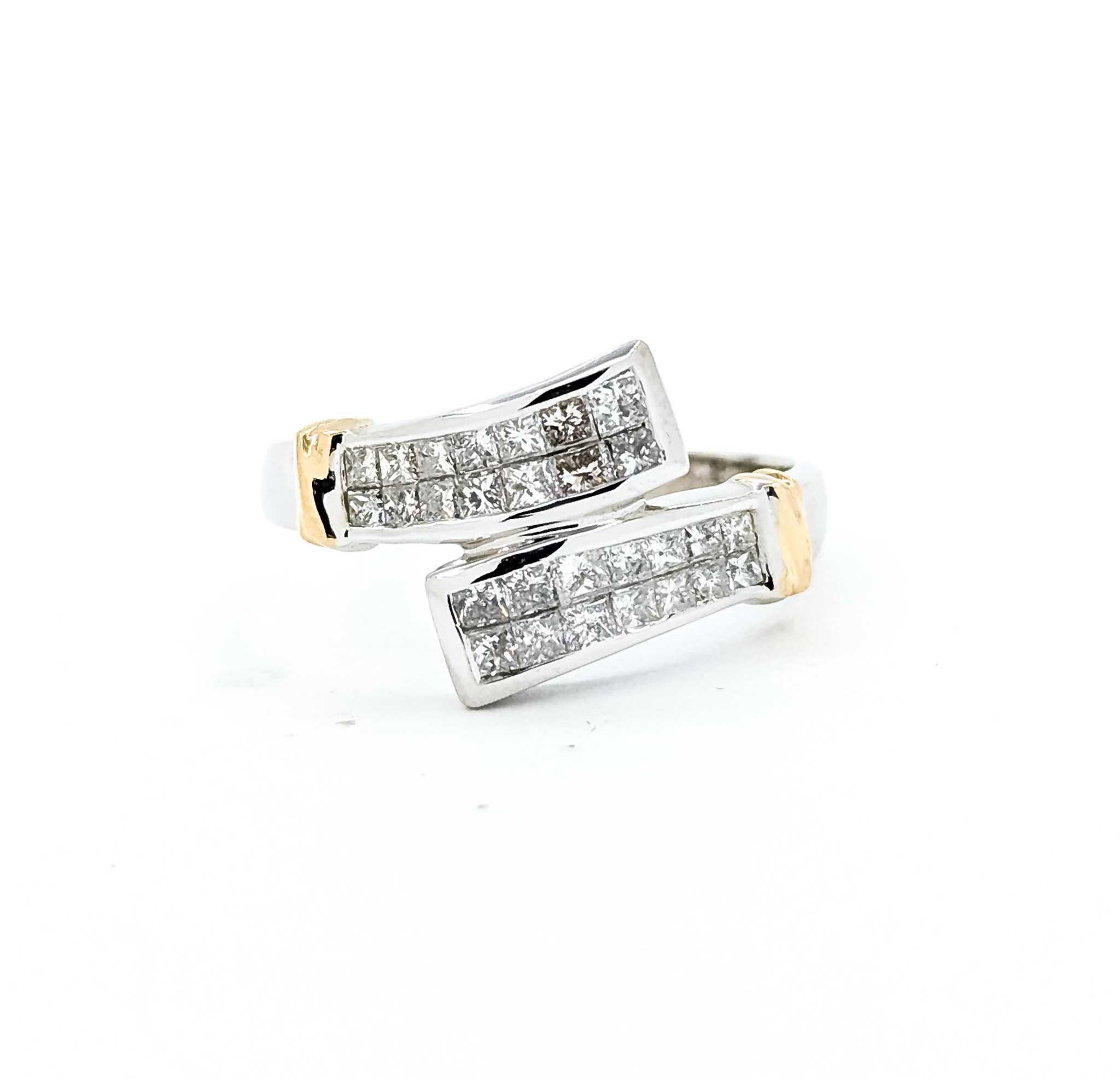 Diamond Crossover Ring in 14K Two-Tone Gold For Sale 6