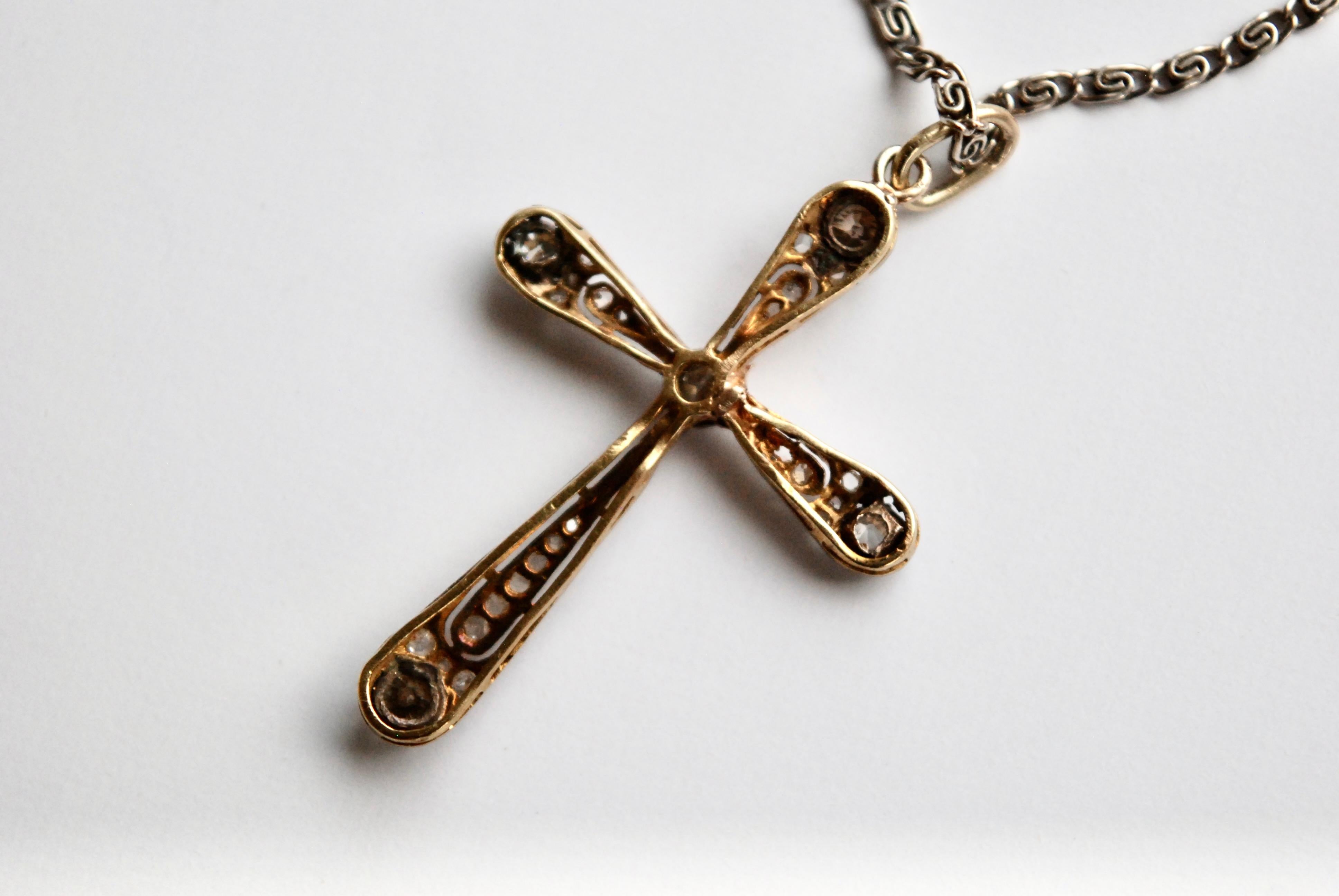 Women's or Men's Belle Époque Diamond Crucifix Pendant Necklace For Sale