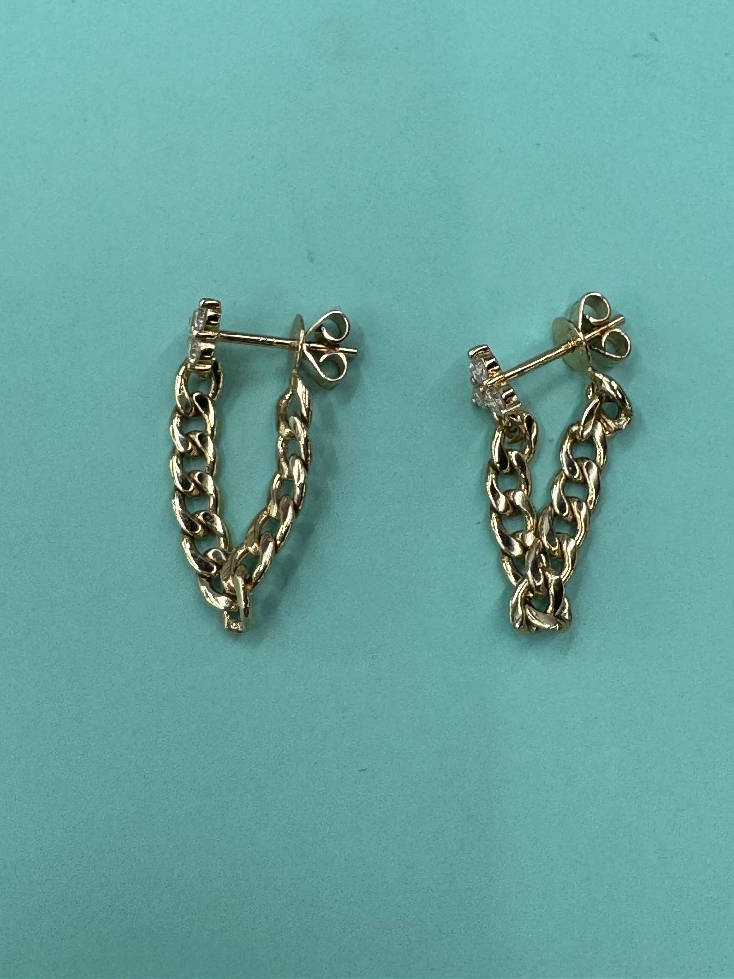 Taille ronde Boucles d'oreilles pendantes à chaîne cubaine en diamant 0.27 carats or jaune 14 carats 2.09 grammes en vente