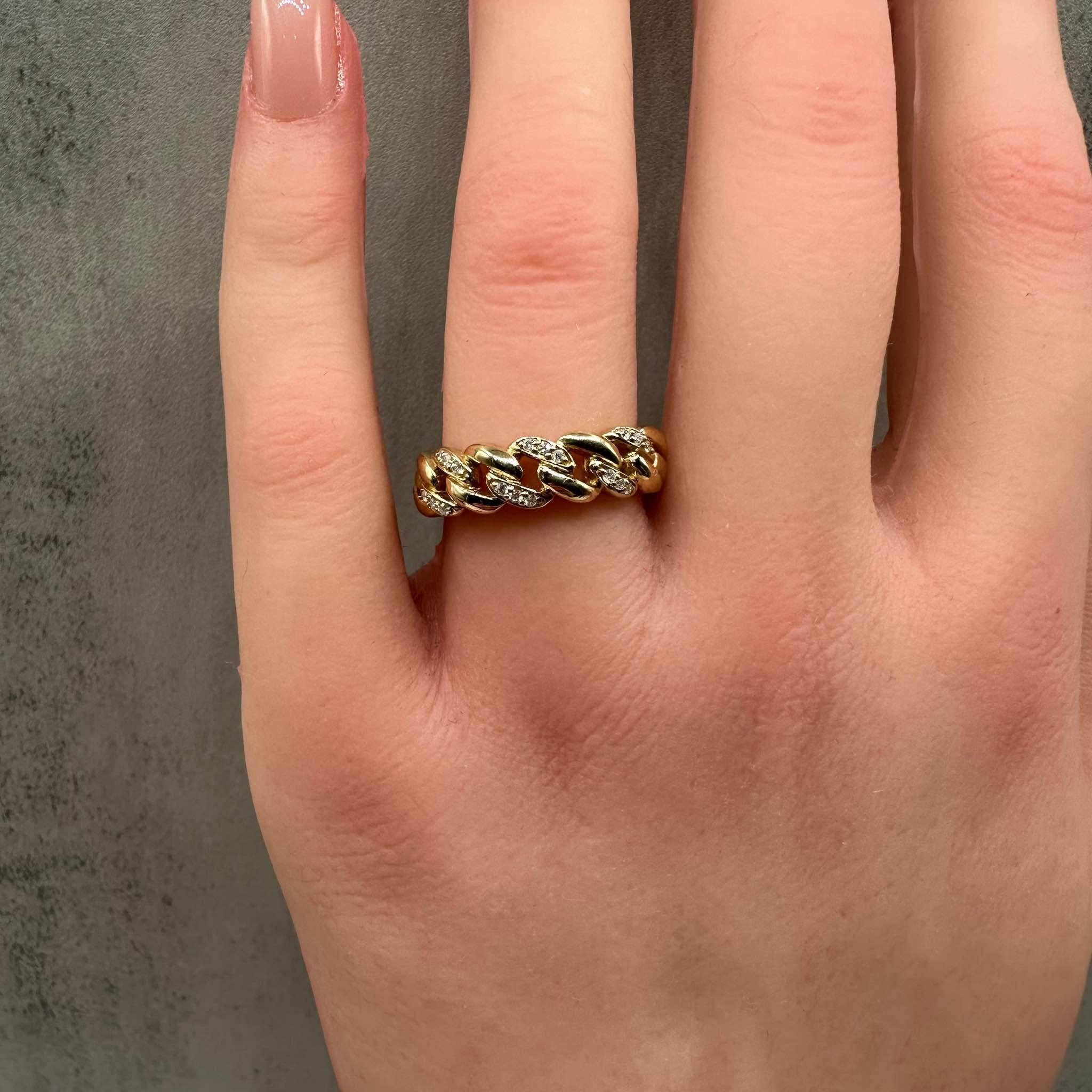 Bague cubaine en or jaune 10 carats - 0,09 ctw GH I1 diamants, taille 7 Neuf - En vente à West Hempstead, NY
