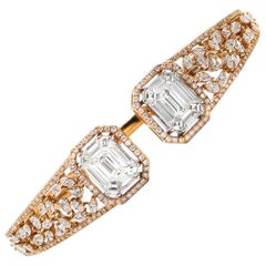 Diamond Cuff Bracelet 5.50 Carat F/VS 18 Karat Gold
