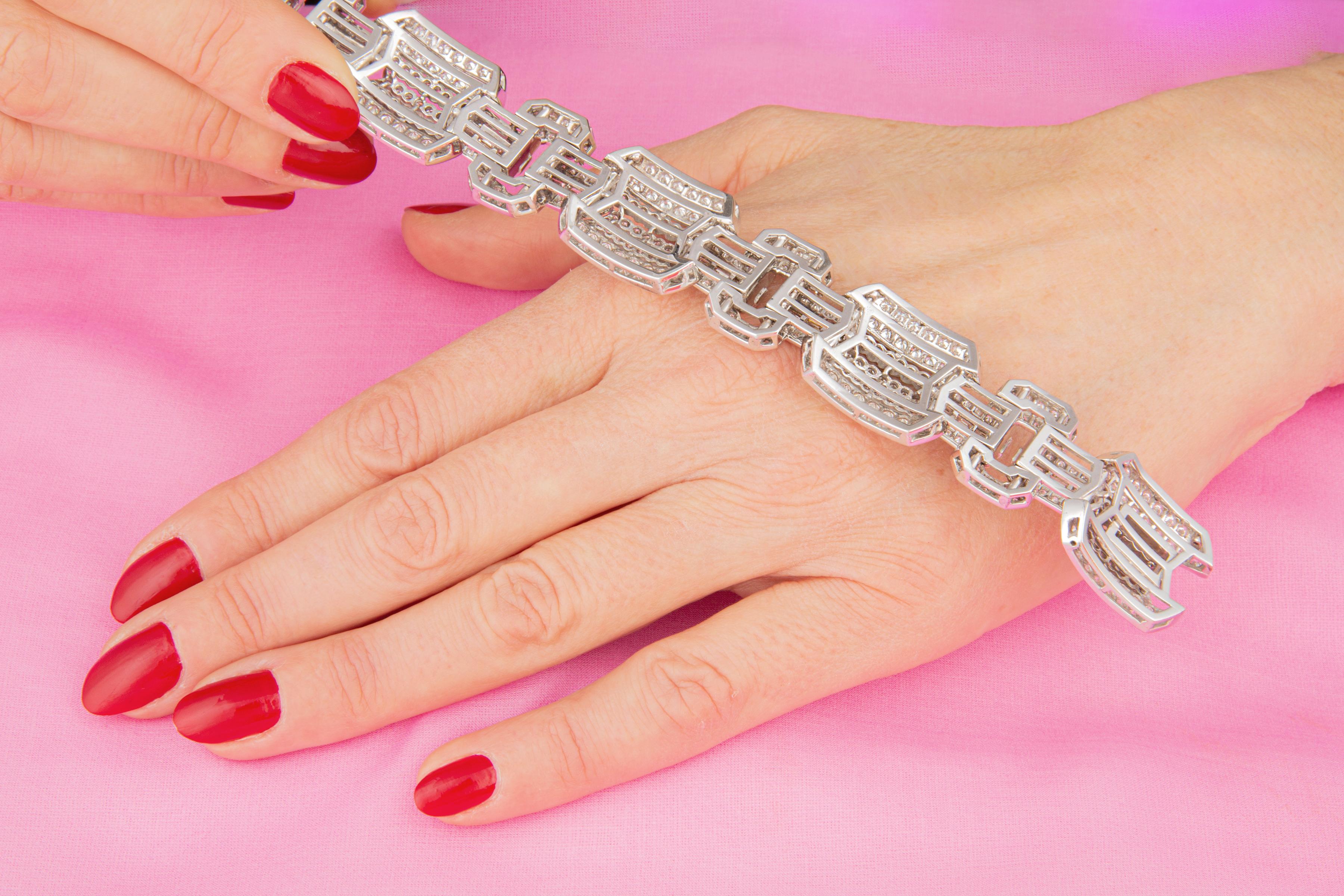 Artiste Bracelet manchette Ella Gafter en vente