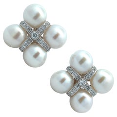 Vintage Diamond Cultured Pearl 18 Karat White Gold Square Earclip Lever-Back Earrings